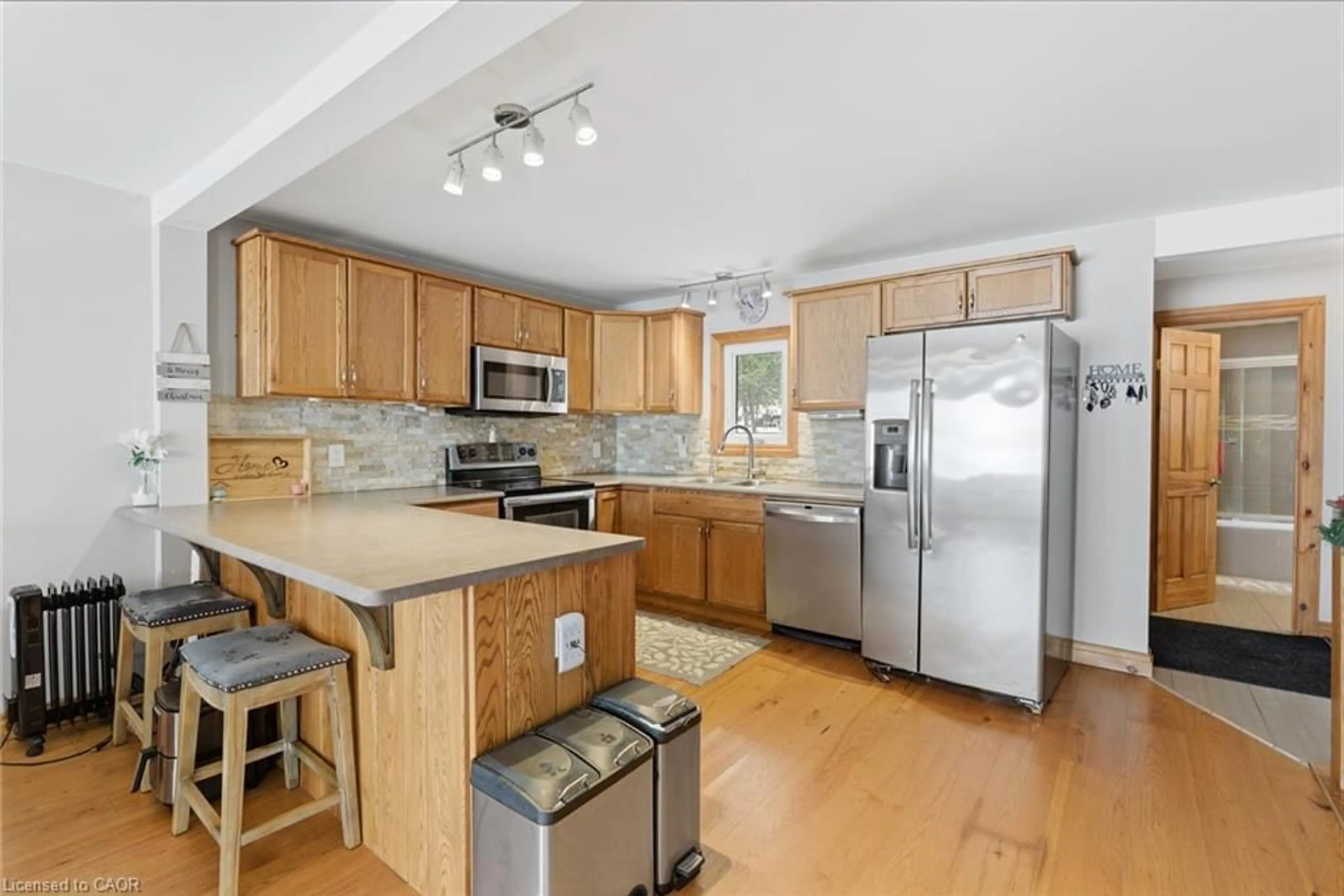 Open concept kitchen, unknown for 38 Cowans Cres, Omemee Ontario K0L 2W0