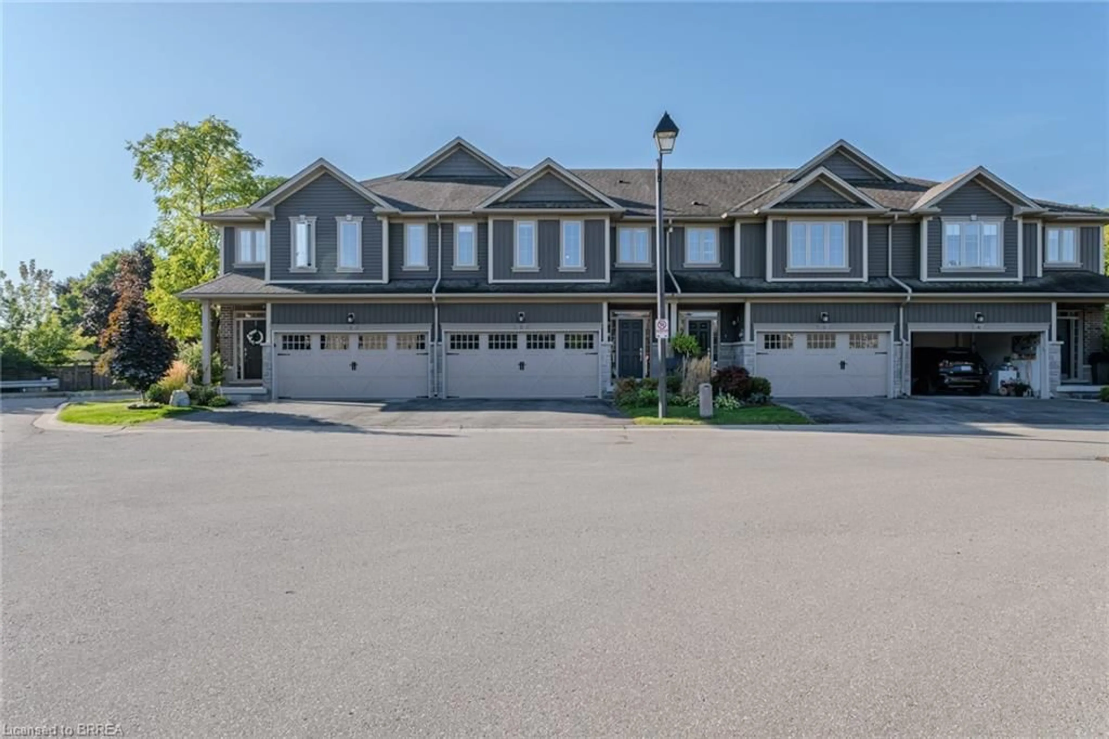 Unknown for 80 Willow St #2, Paris Ontario N3L 2K6