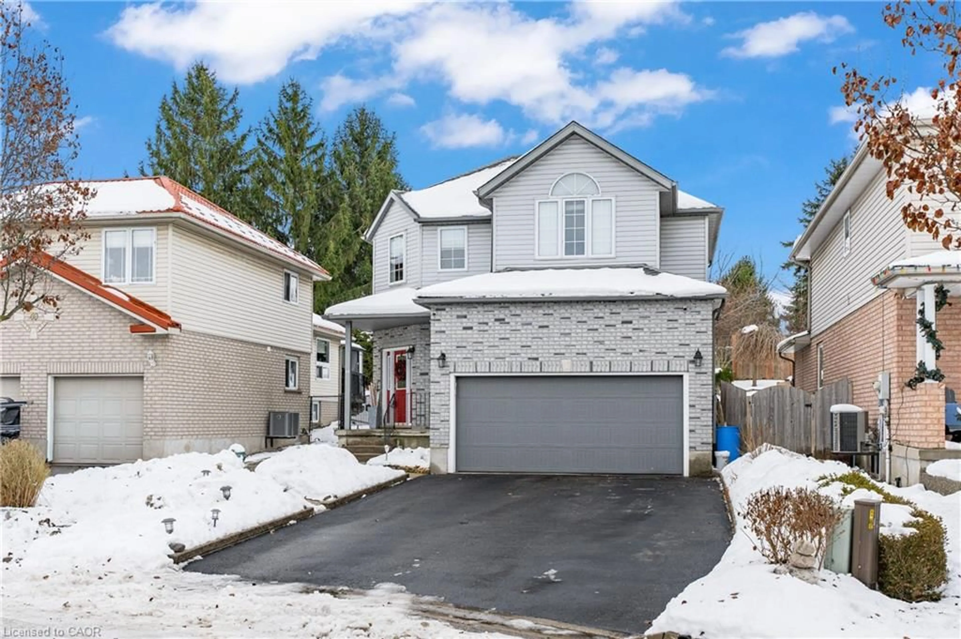 Unknown for 44 Dineen Crt, Kitchener Ontario N2B 3X3