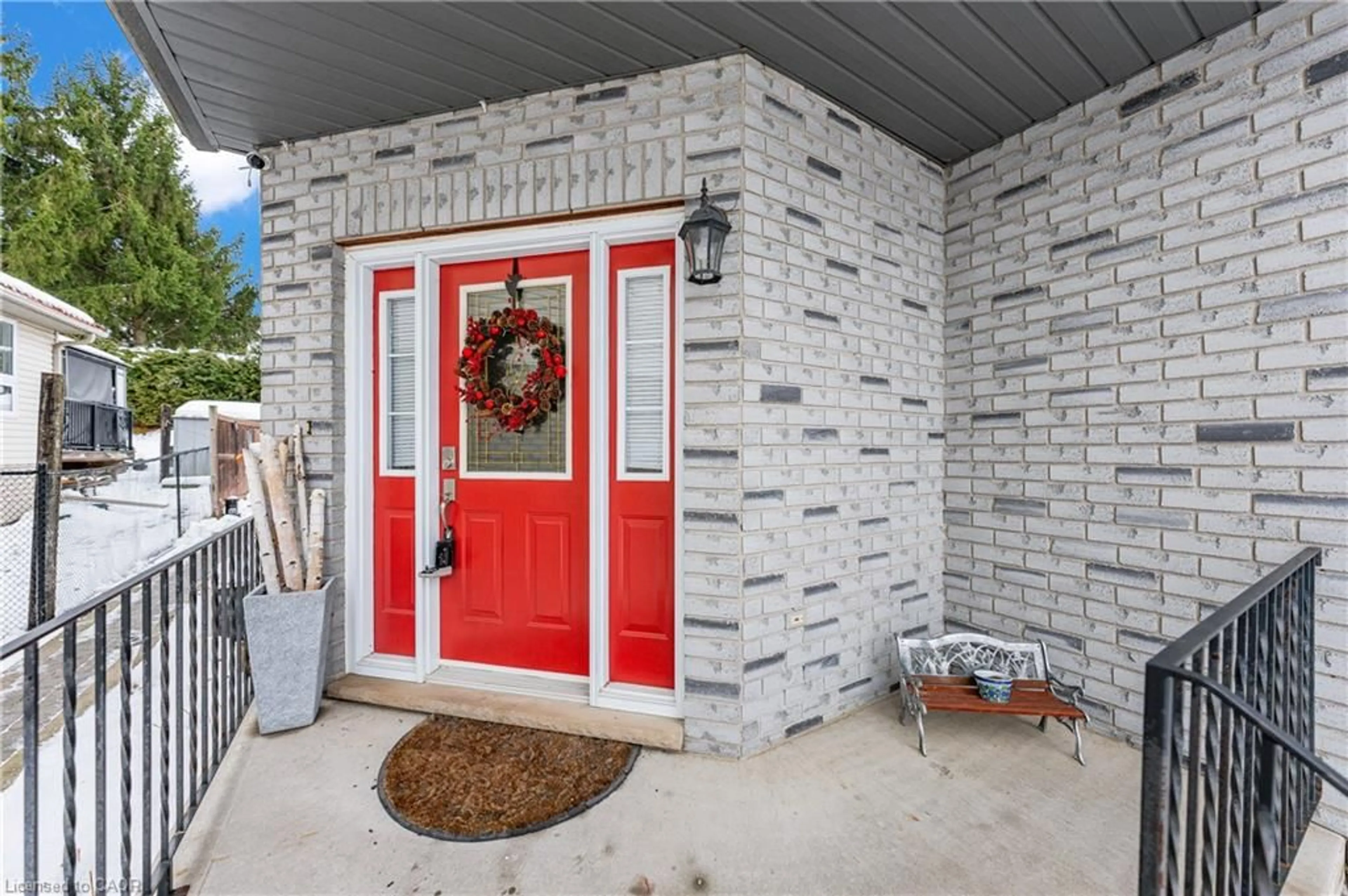 Unknown for 44 Dineen Crt, Kitchener Ontario N2B 3X3