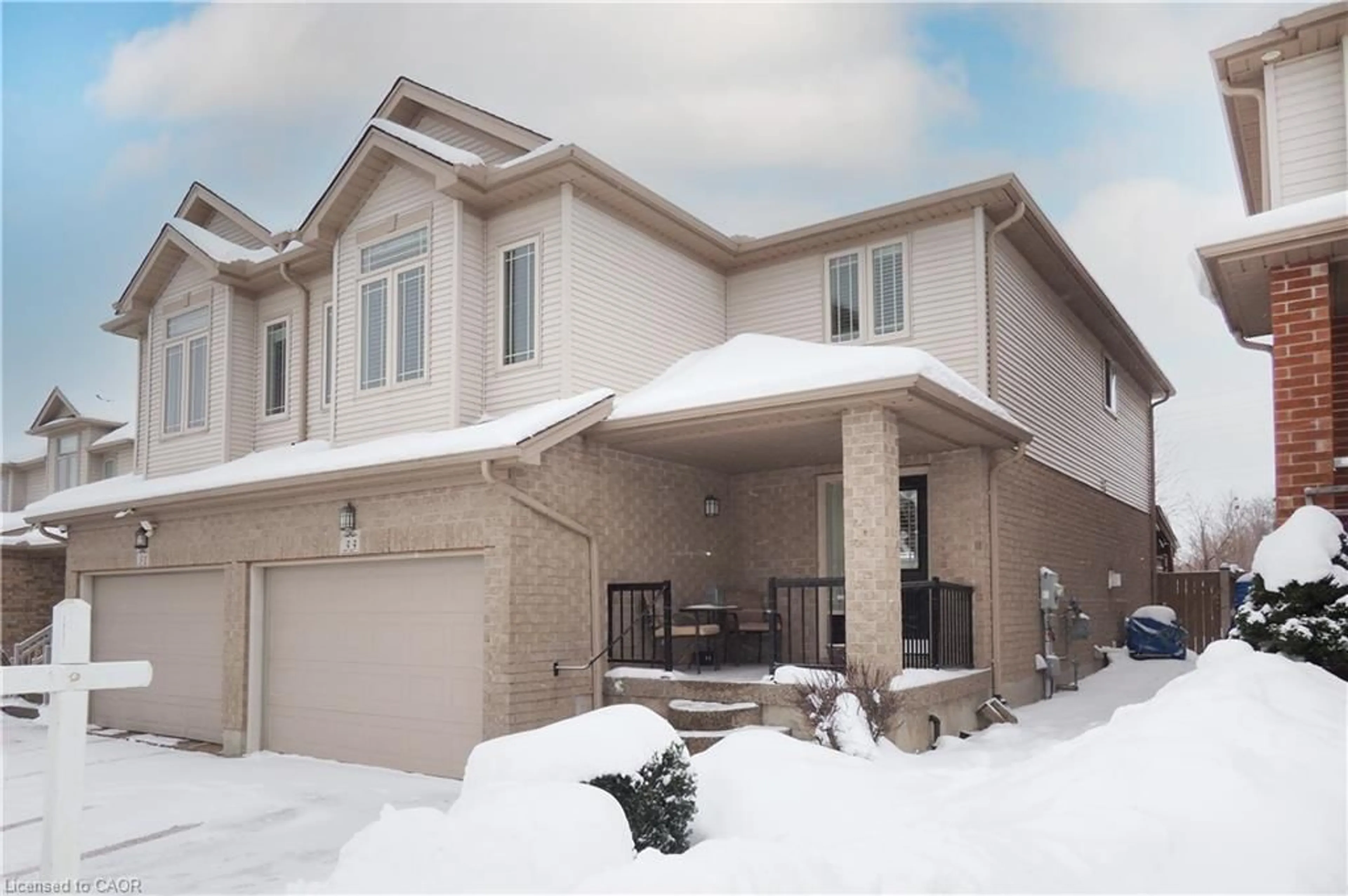 Home with brick exterior material, street for 33 Huck Cres, Kitchener Ontario N2N 3N8