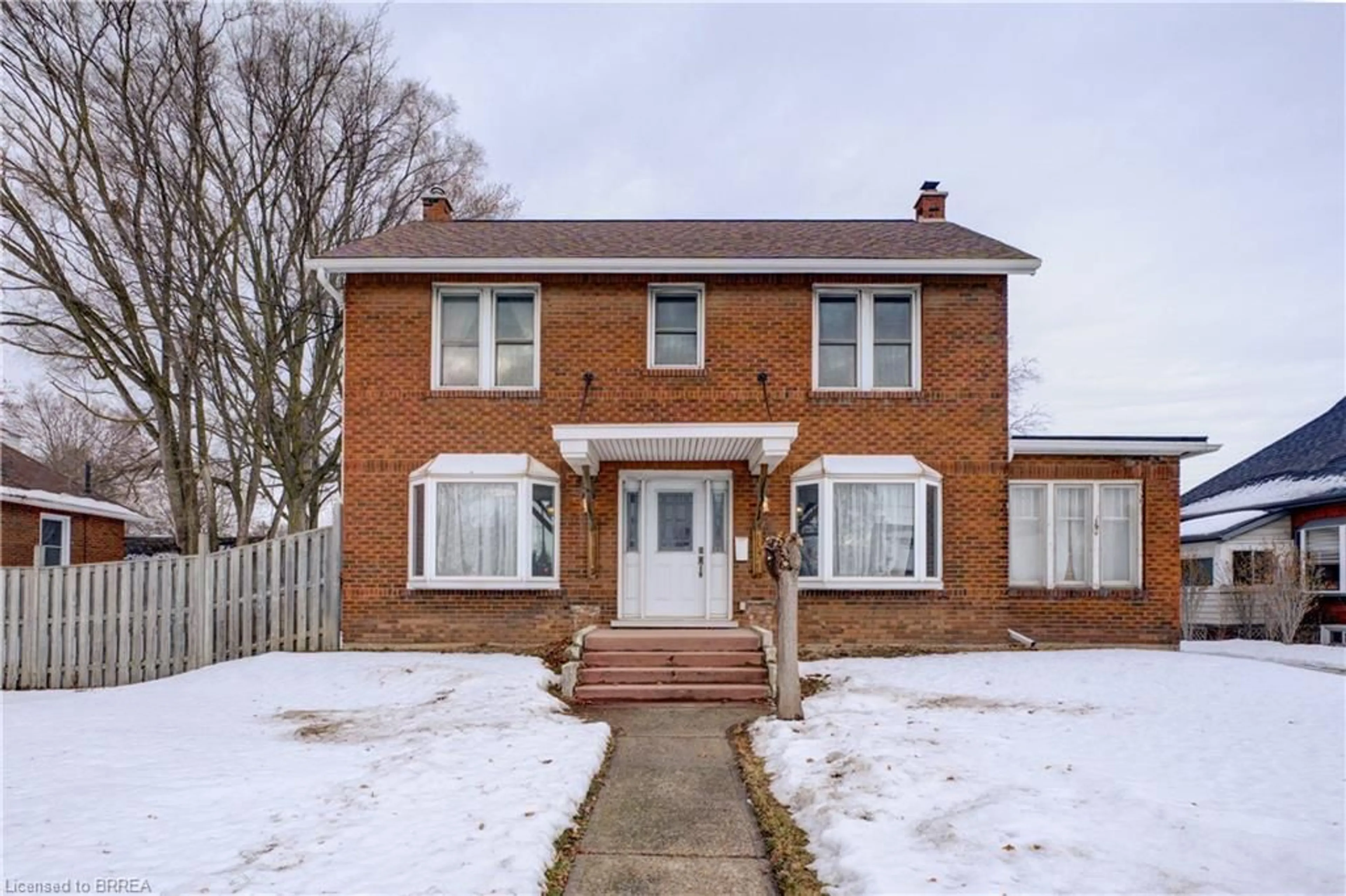 Home with brick exterior material, street for 688 Colborne St, Brantford Ontario N3S 3R1