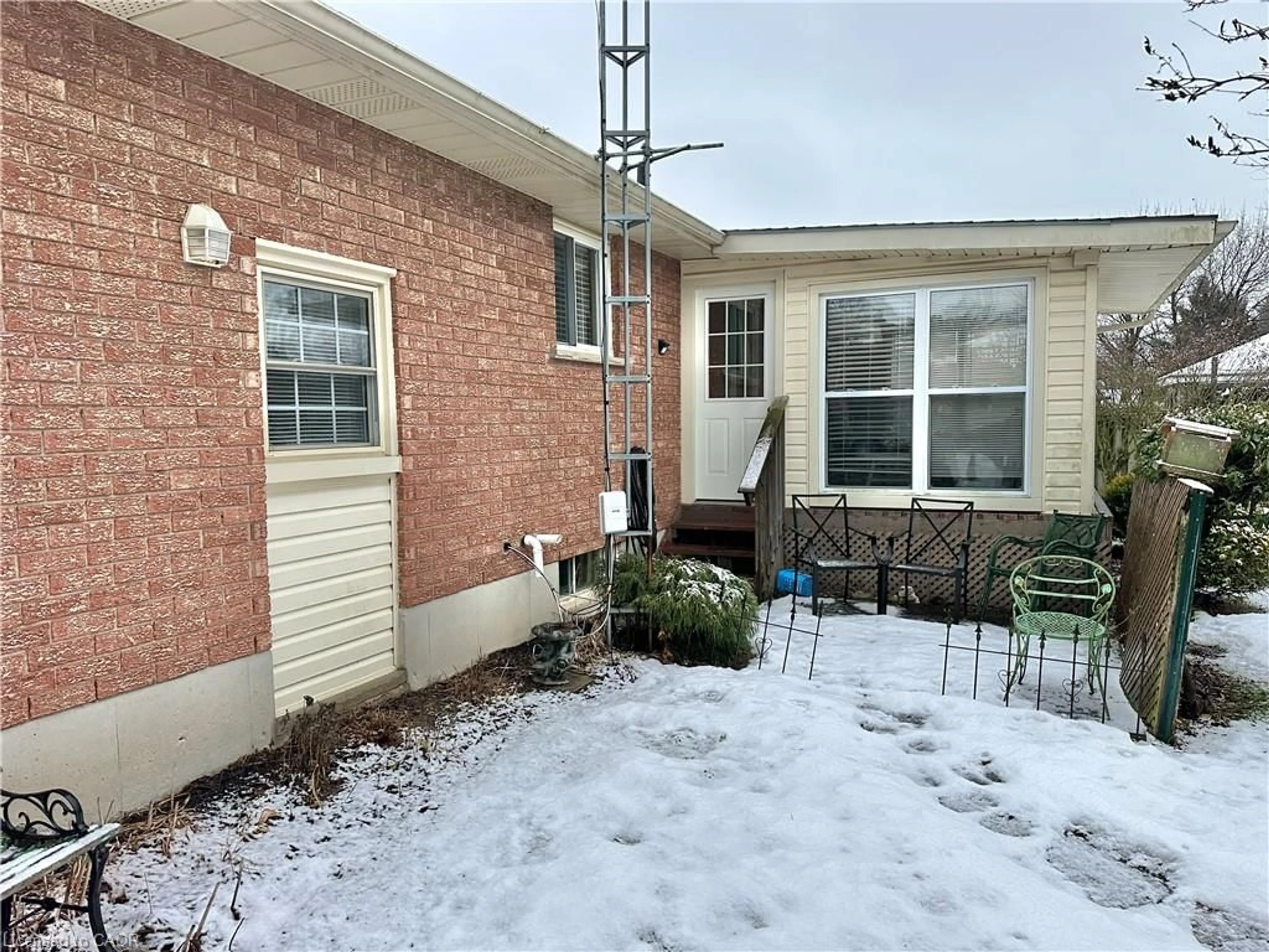 Unknown for 248 Howard St, Waterford Ontario N0E 1Y0