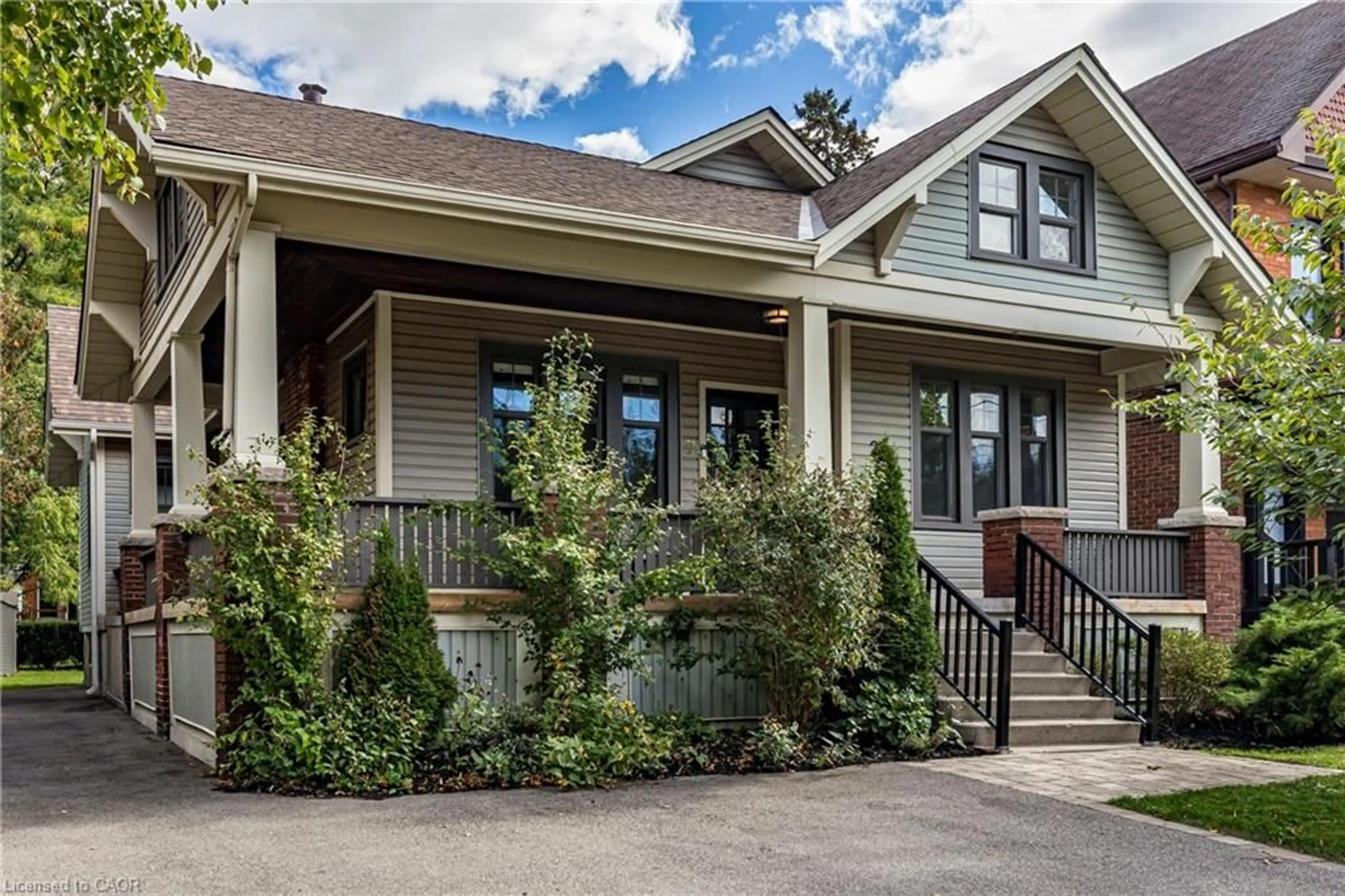 Home with vinyl exterior material, street for 27 Cliff Ave, Hamilton Ontario L8V 2S1