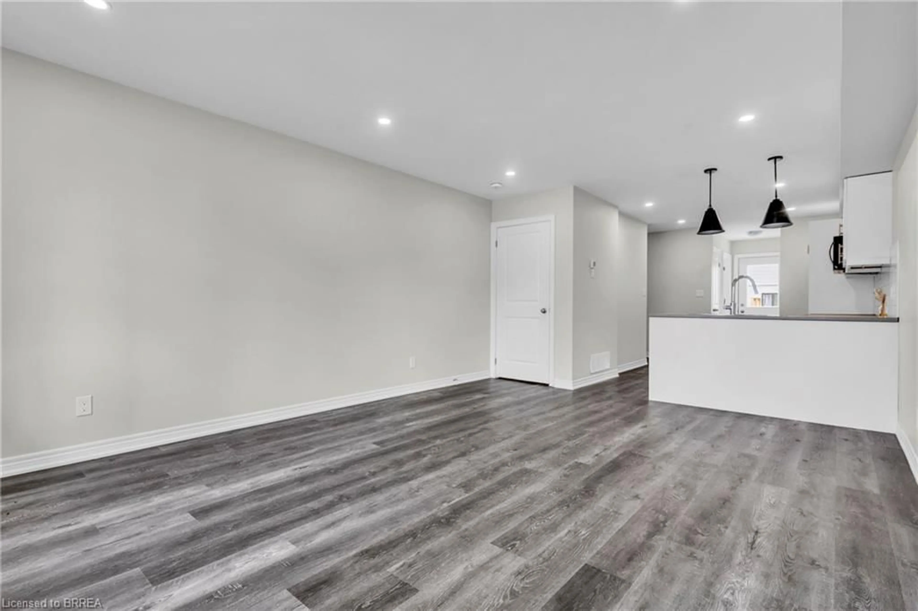 Unknown for 165 Grove St, Simcoe Ontario N3Y 1K5