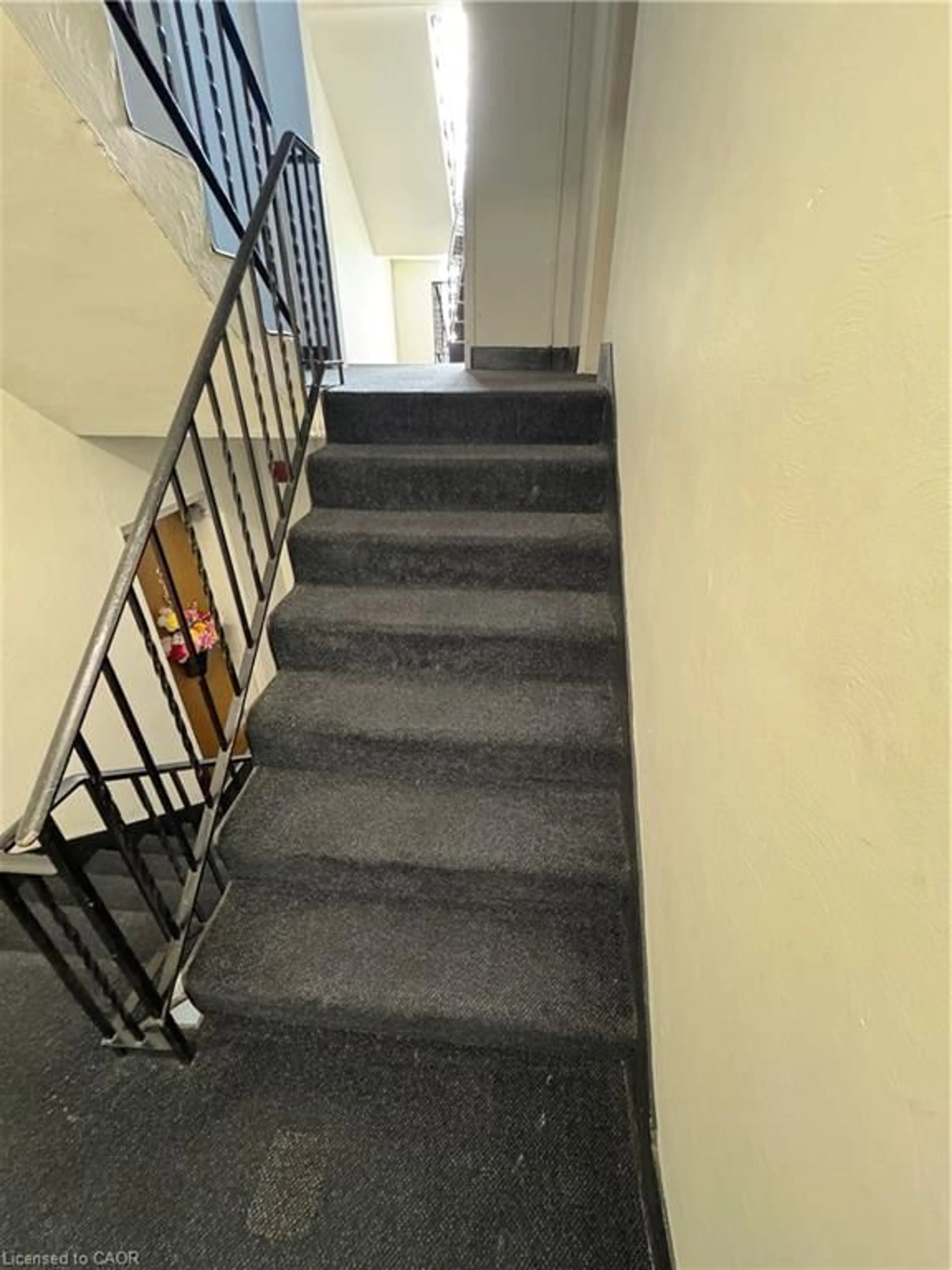 Stairs for 1755 King St #11, Hamilton Ontario L8K 1V6