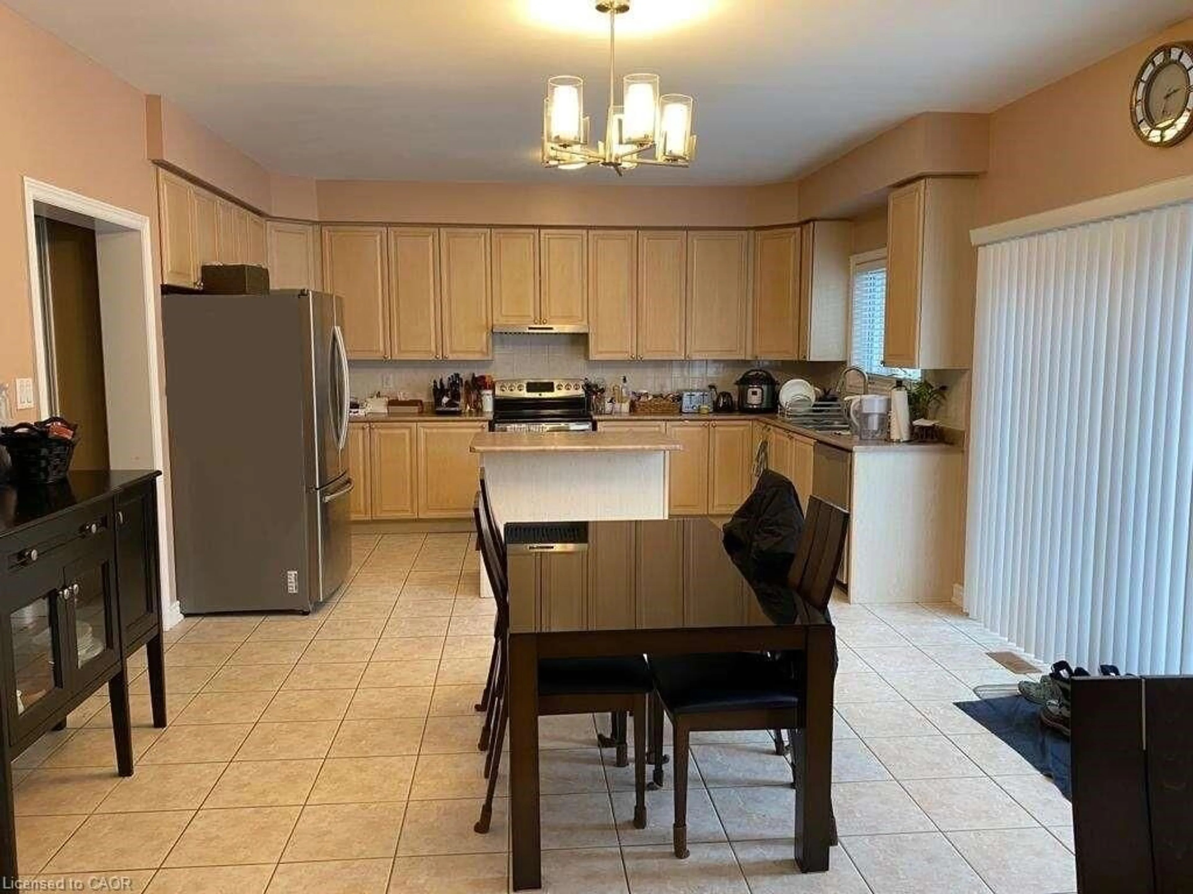 Open concept kitchen, unknown for 4834 Huron Heights Dr, Mississauga Ontario L4Z 4H8
