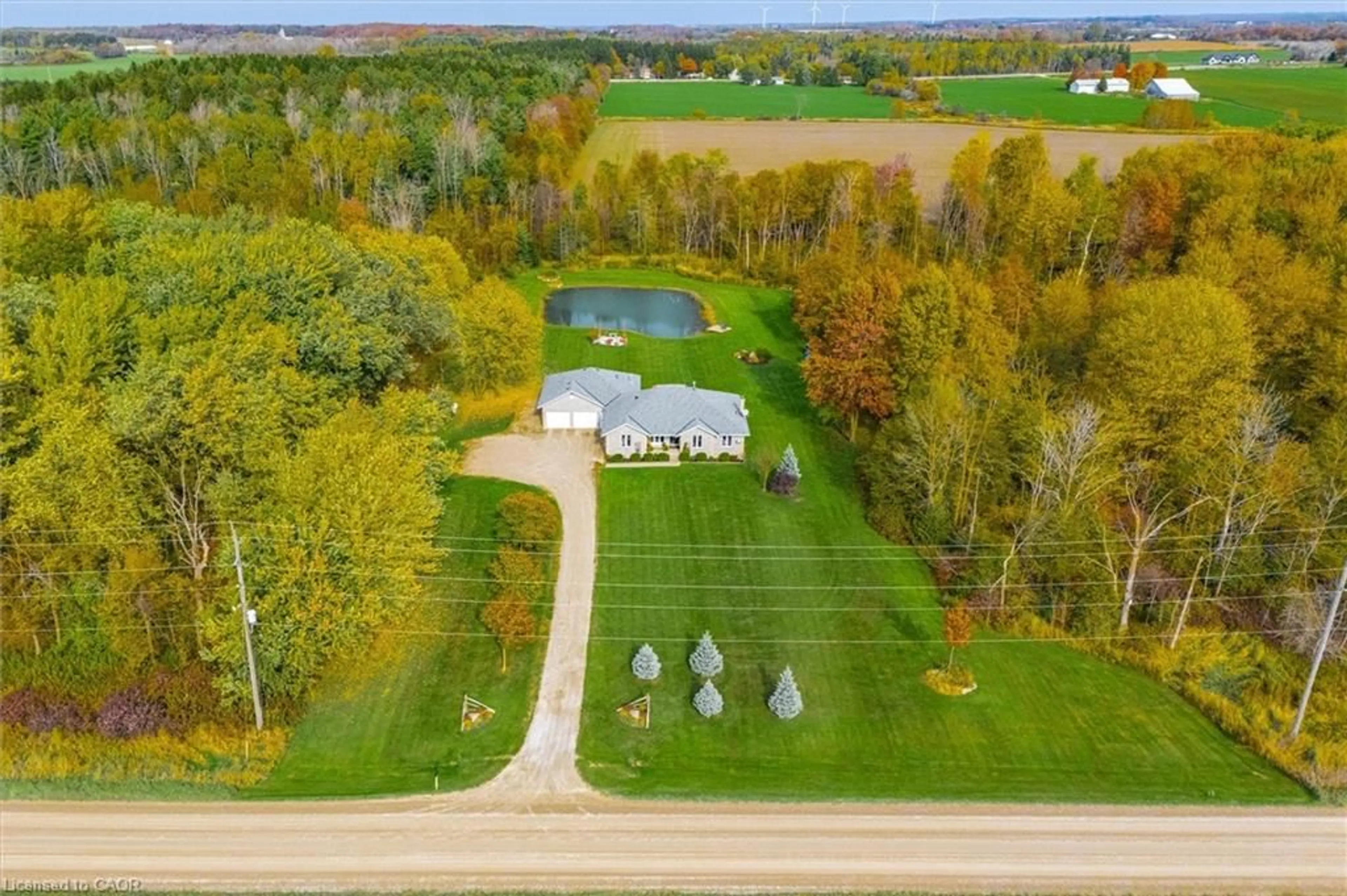 A pic from outside/outdoor area/front of a property/back of a property/a pic from drone, water/lake/river/ocean view for 7003 Beatty Line, Fergus Ontario N1M 2W3