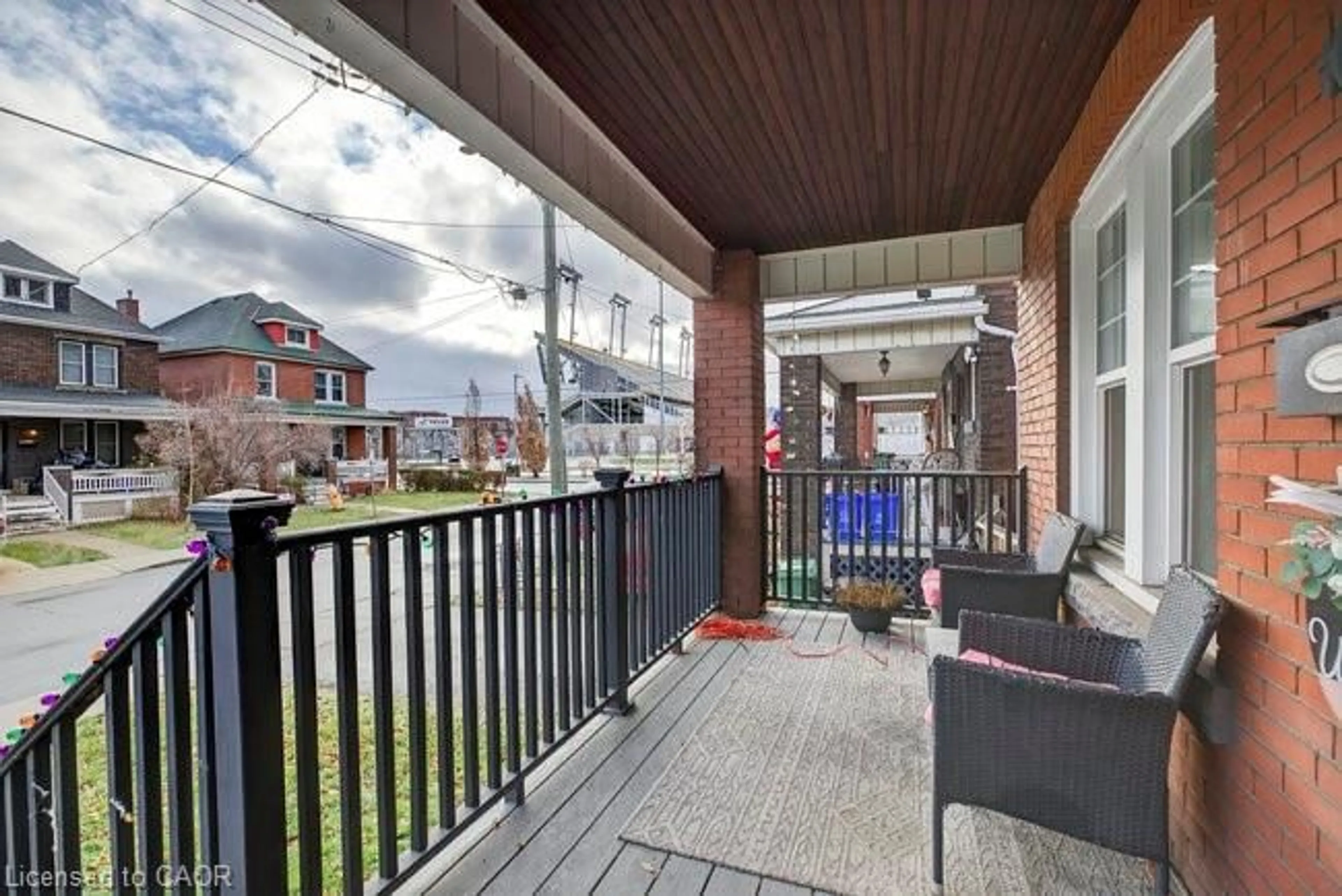 Patio, street for 149 Leinster Ave, Hamilton Ontario L8L 6Y1