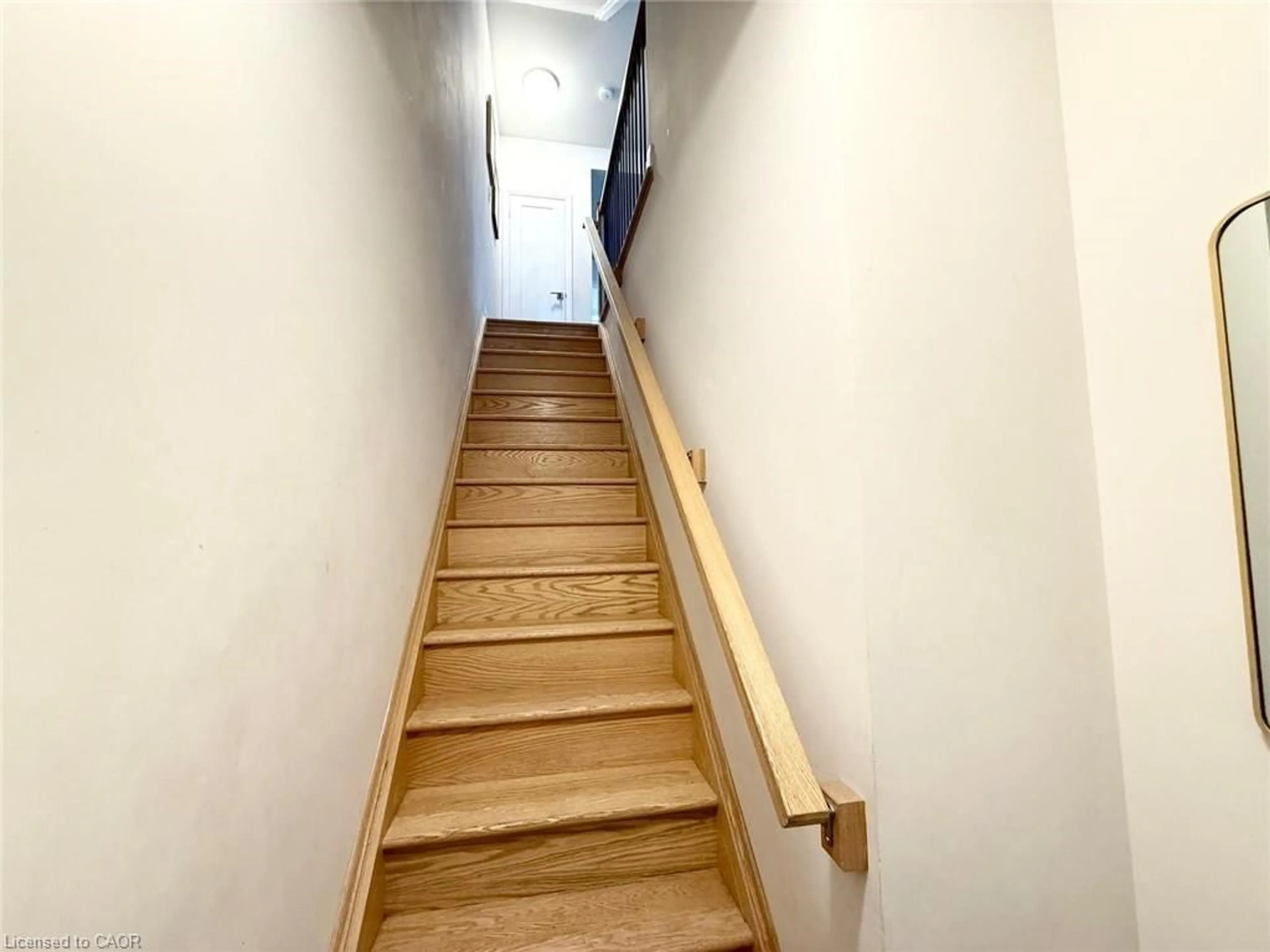 Stairs for 2 Willow St #34, Paris Ontario N3L 0K7