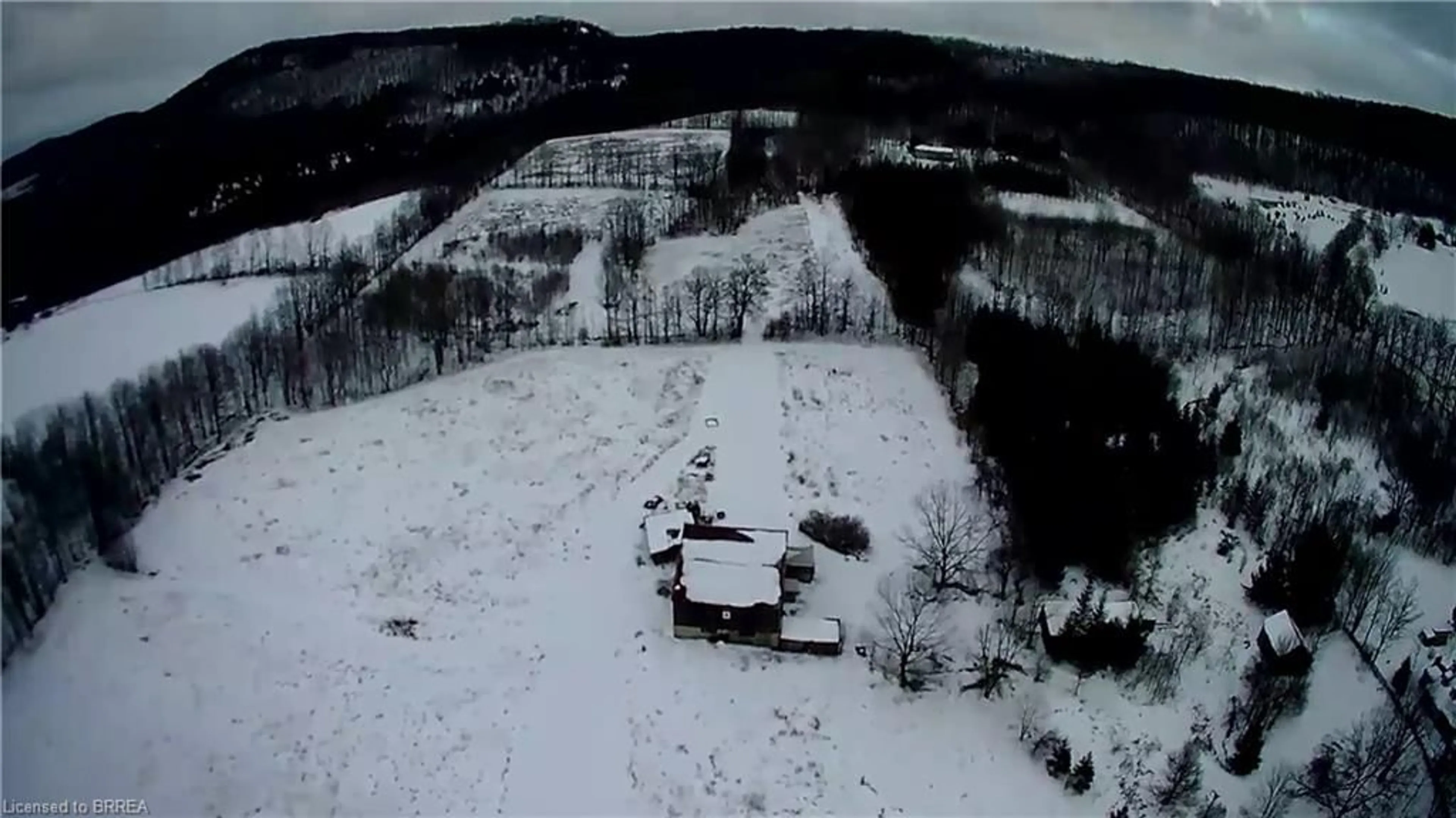 A pic from outside/outdoor area/front of a property/back of a property/a pic from drone, mountain view for 546299 Sideroad 4b, Kimberley Ontario N0C 1G0