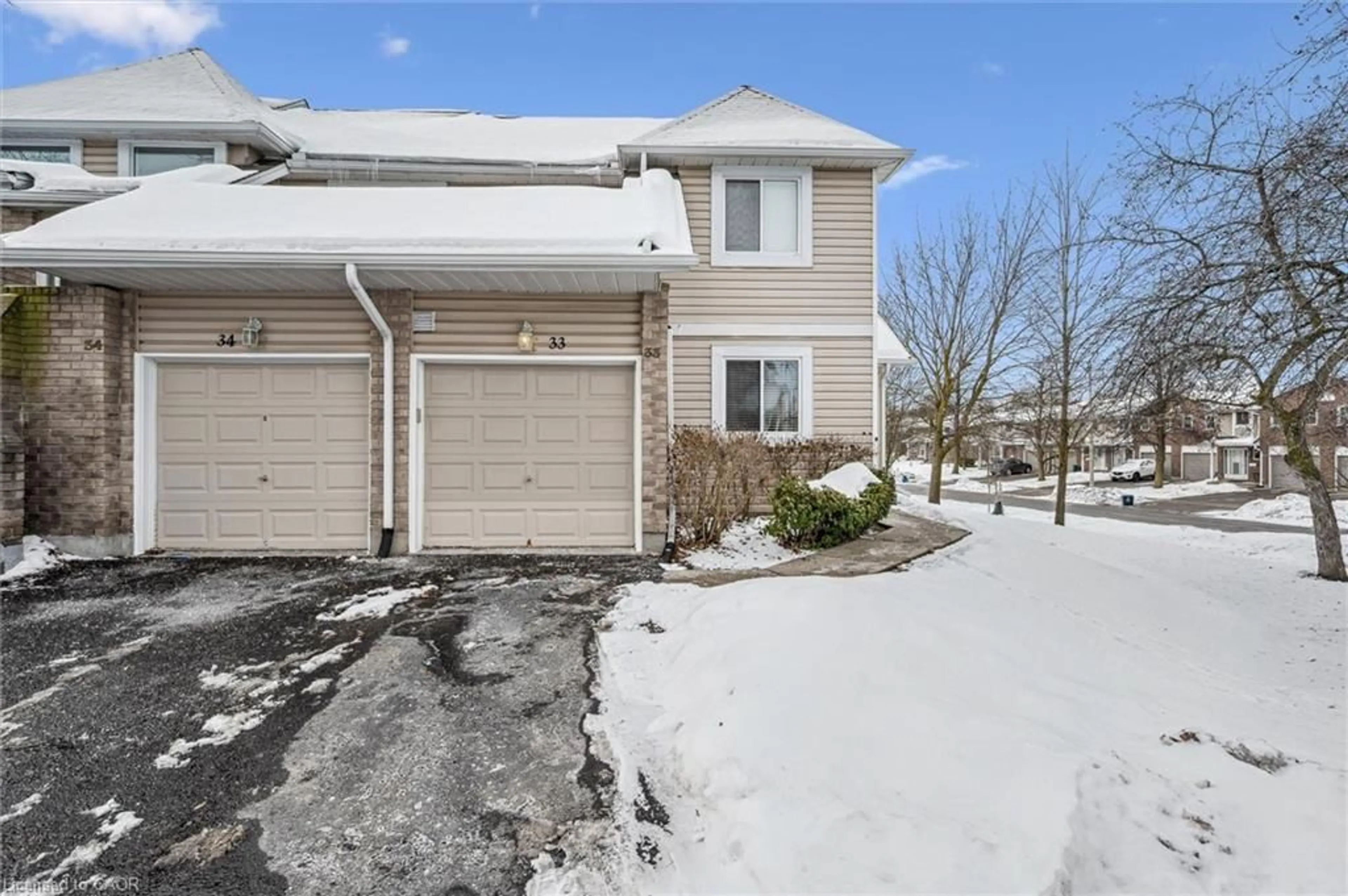 Unknown for 205 Highland Cres #33, Kitchener Ontario N2M 5L7