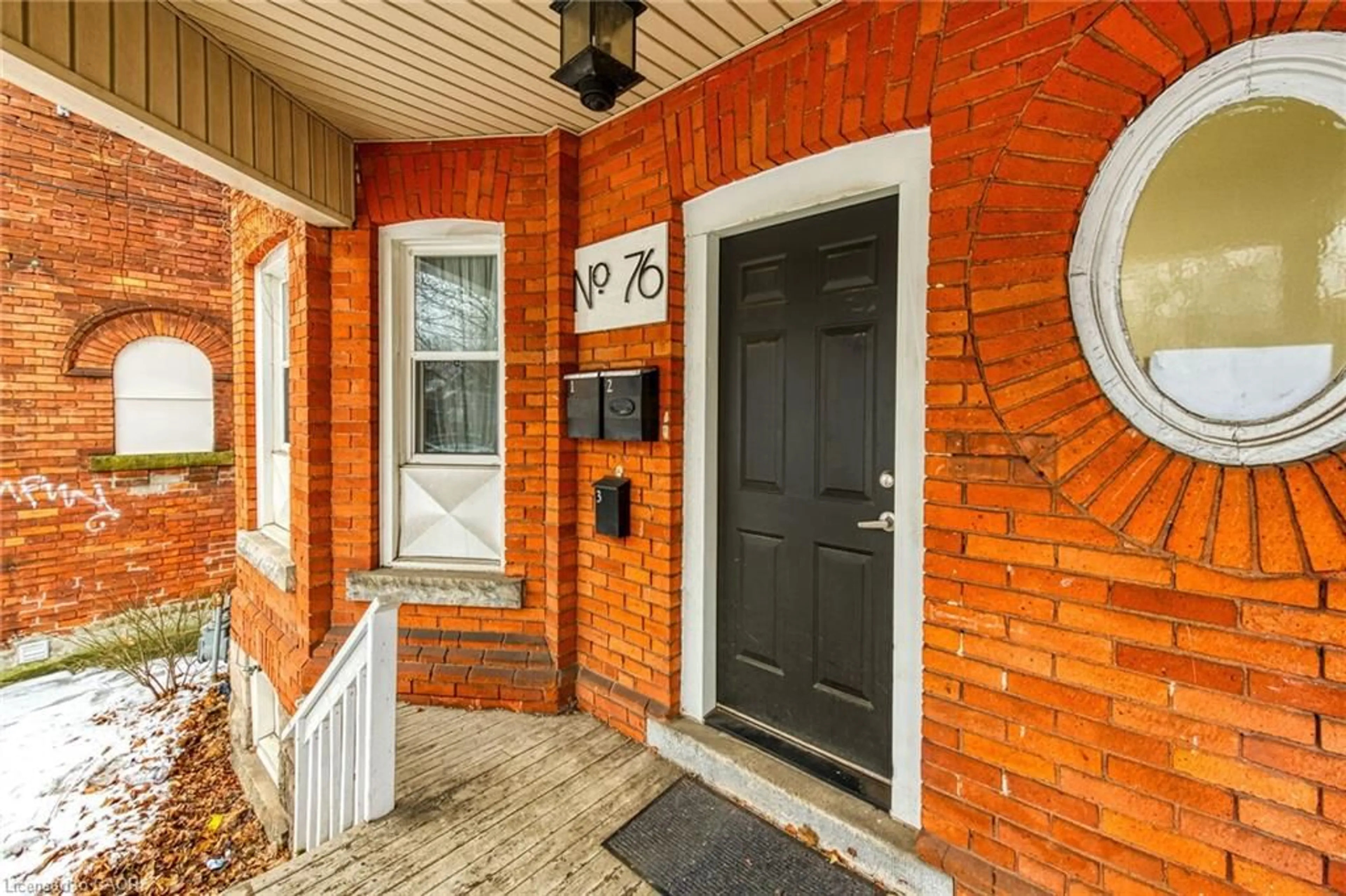 Unknown for 76 Wellington St, Hamilton Ontario L8N 2R1