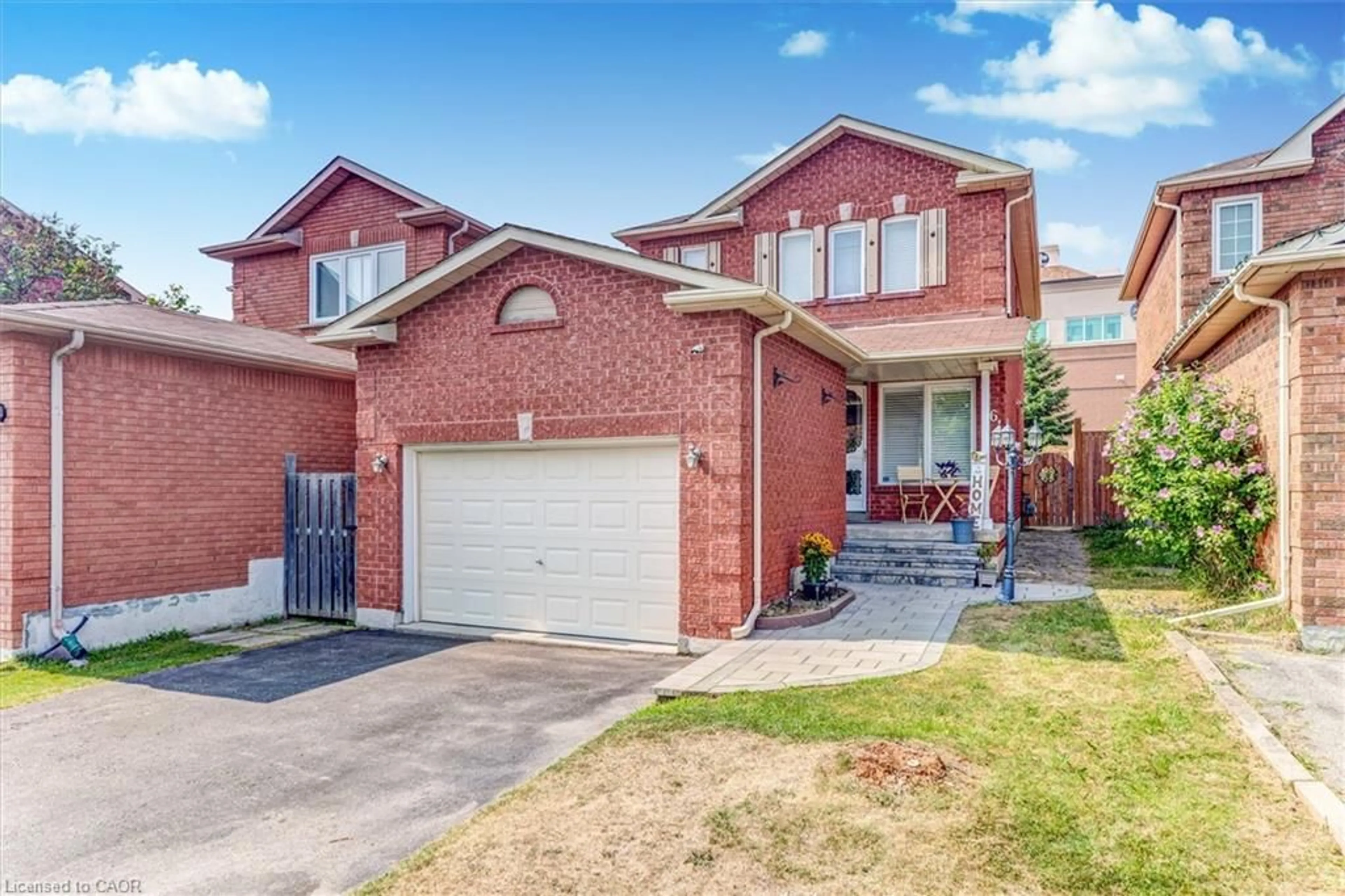 Home with brick exterior material, street for 16 Candler Crt, Clarington Ontario L1C 4S9