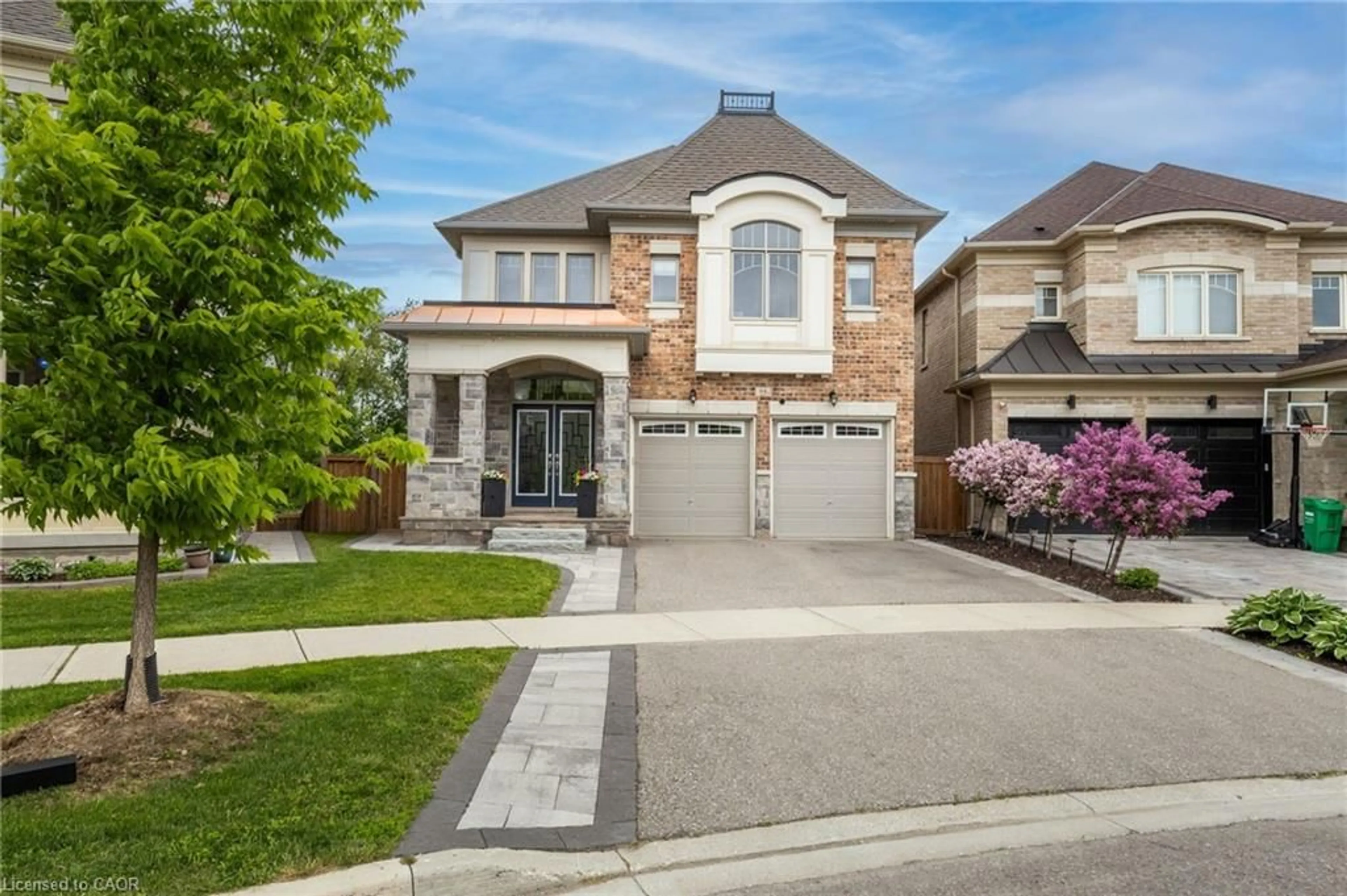 Home with brick exterior material, street for 64 Elysian Fields Cir, Brampton Ontario L6Y 6E8