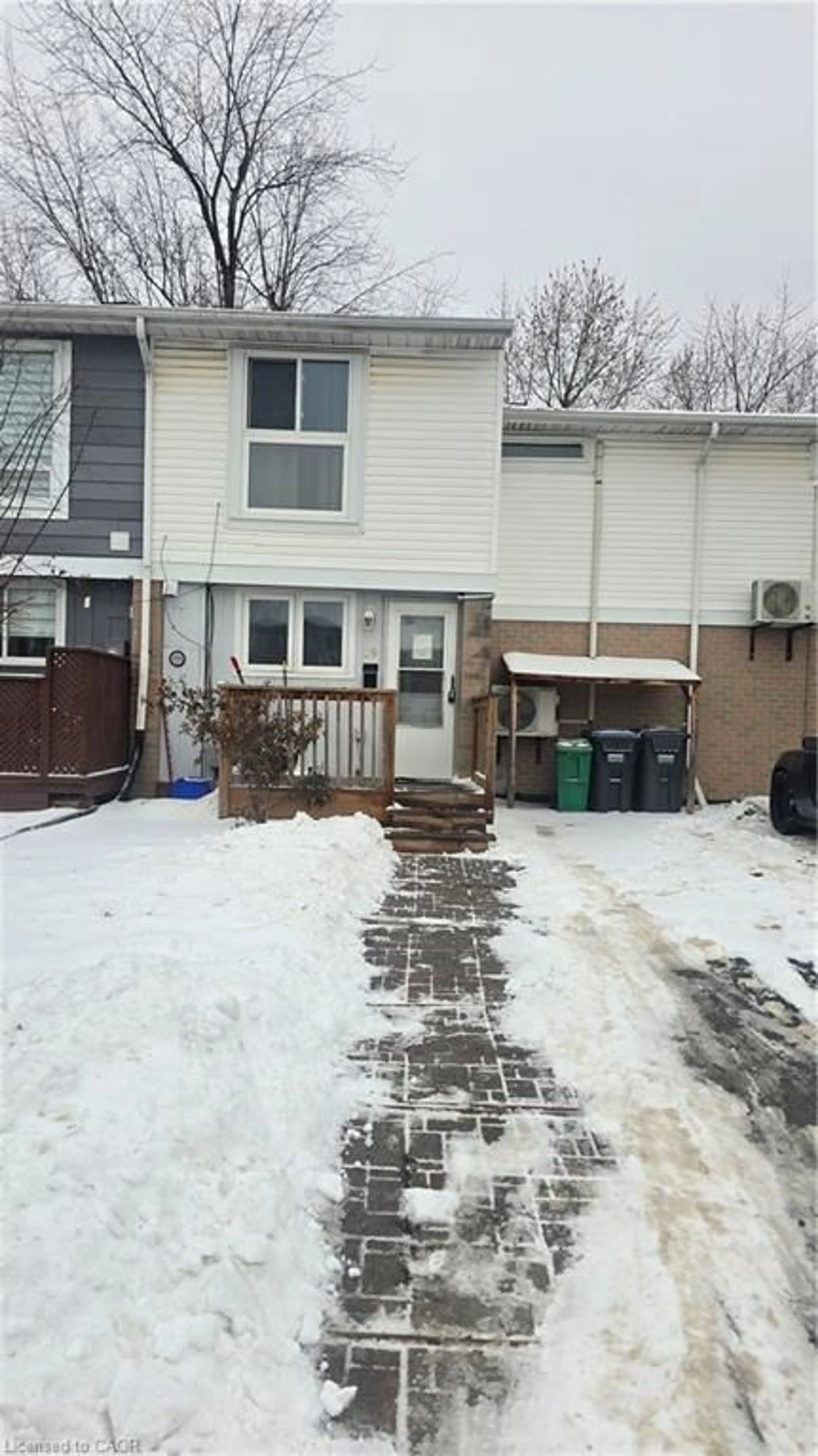 Unknown for 19 Hindquarter Cres, Brampton Ontario L6S 2C3