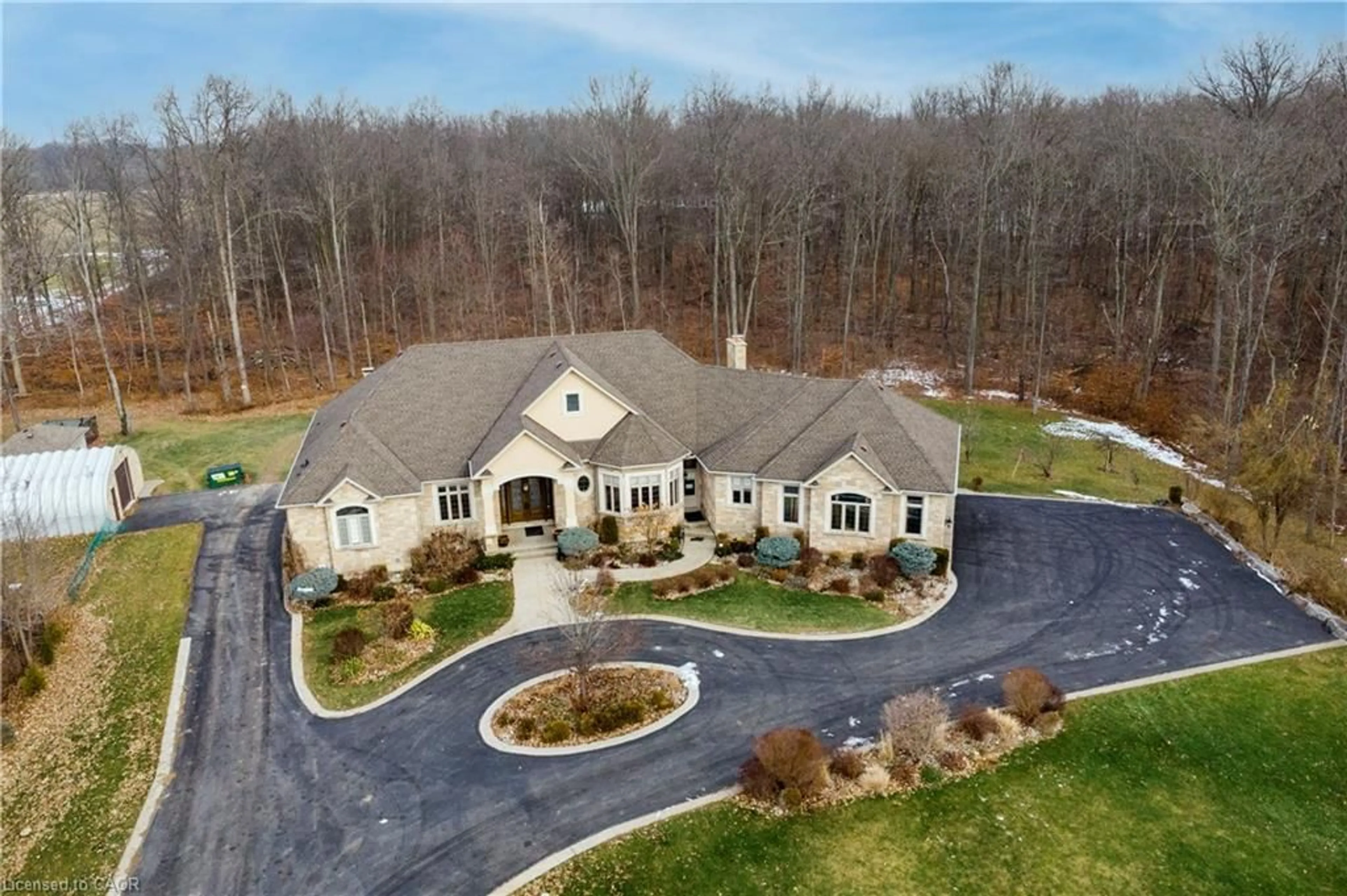 A pic from outside/outdoor area/front of a property/back of a property/a pic from drone, unknown for 340 Golf Club Rd, Hannon Ontario L0R 1P0