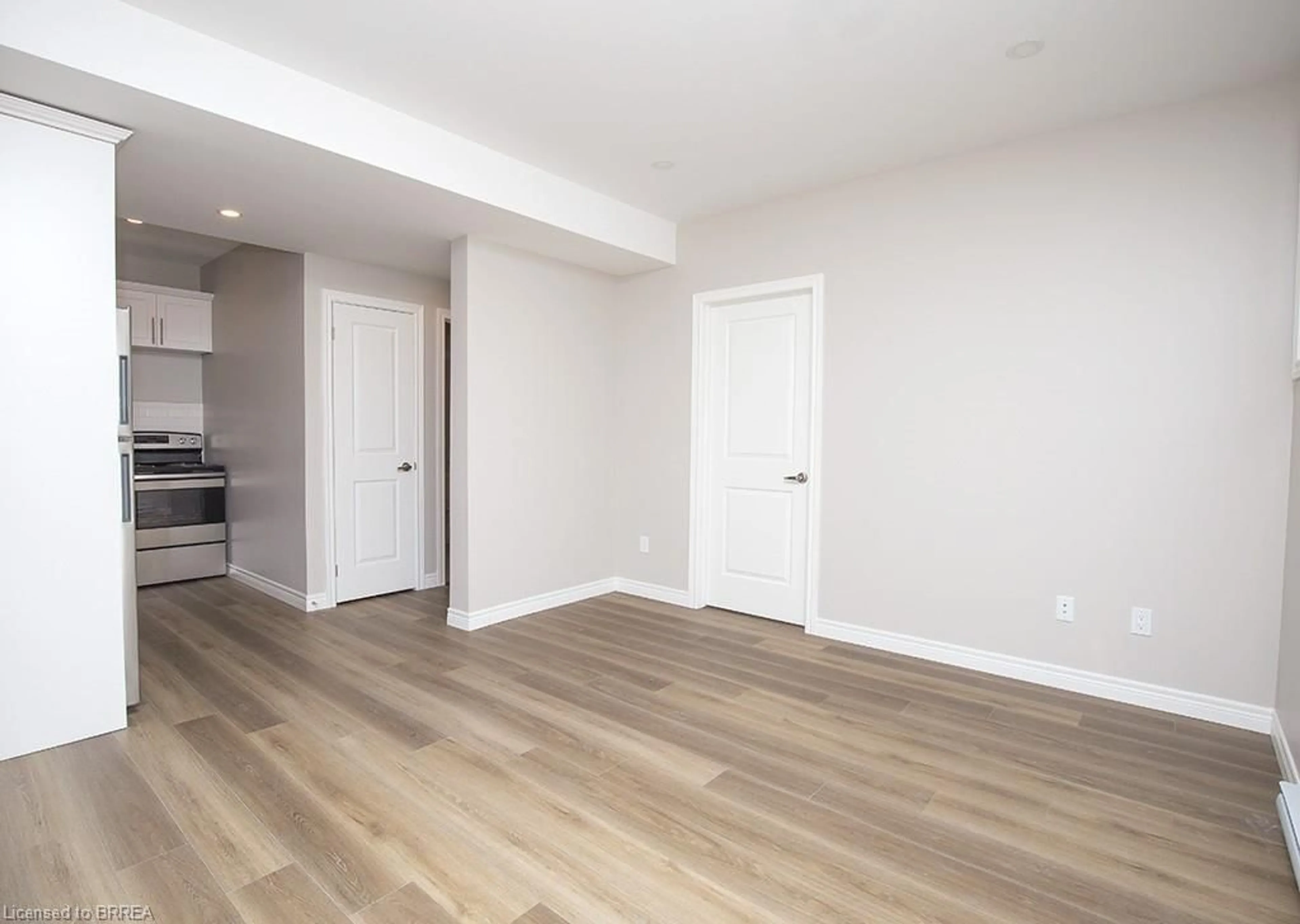 A pic of a room for 355 Wellington St, Brantford Ontario N3S 4A7