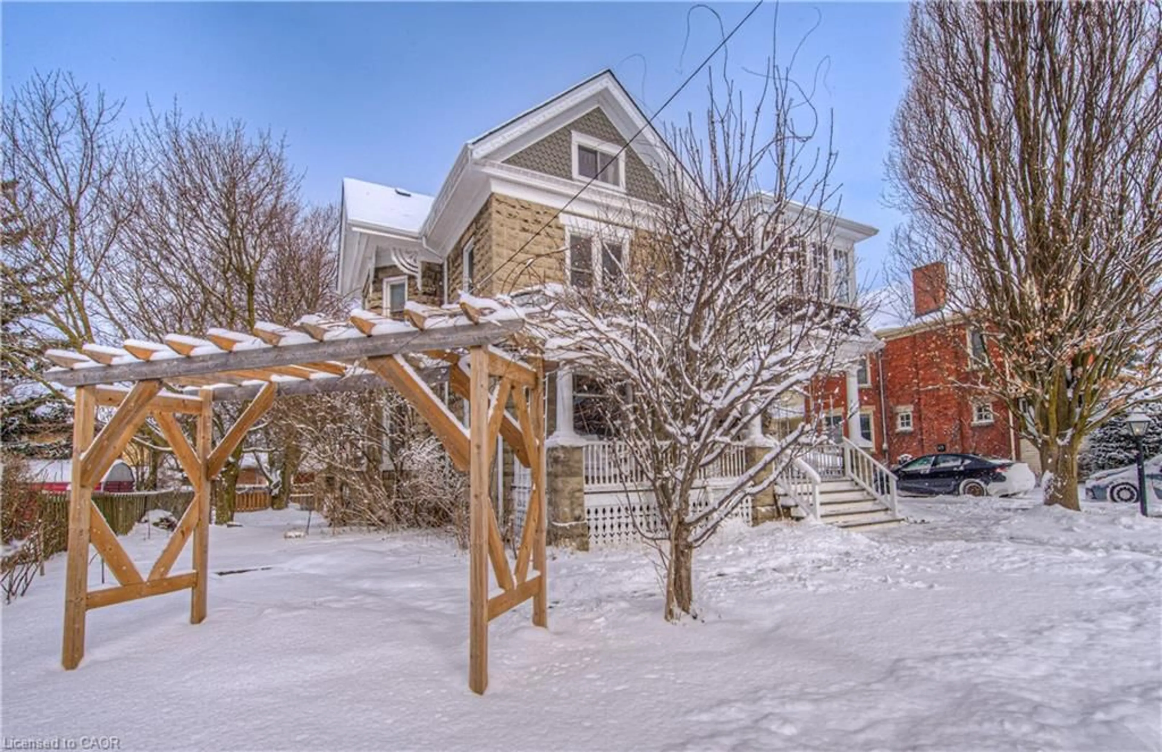 Patio, street for 333 Barber Ave, Listowel Ontario N4W 1R8