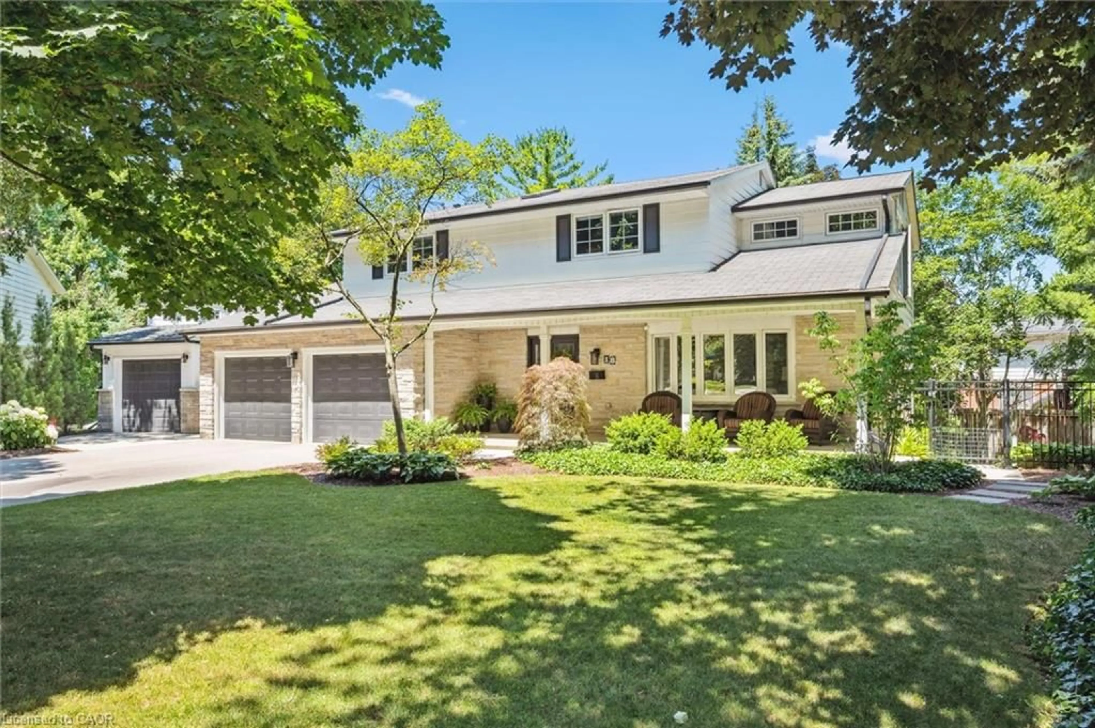 Unknown for 18 Pittsford Close, Waterloo Ontario N2K 1V6