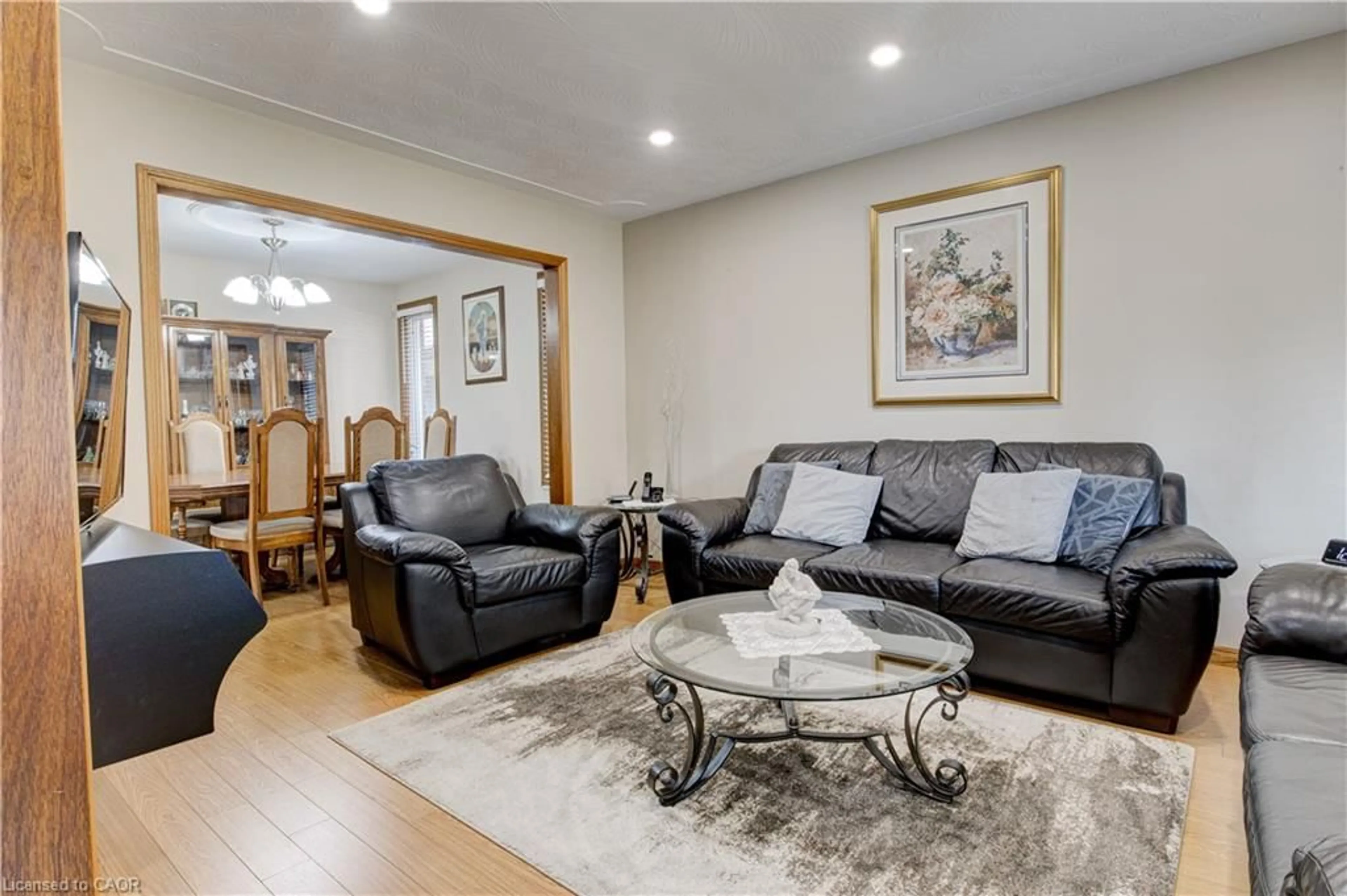 Living room with furniture, unknown for 67 Durham St, Kitchener Ontario N2P 1G5