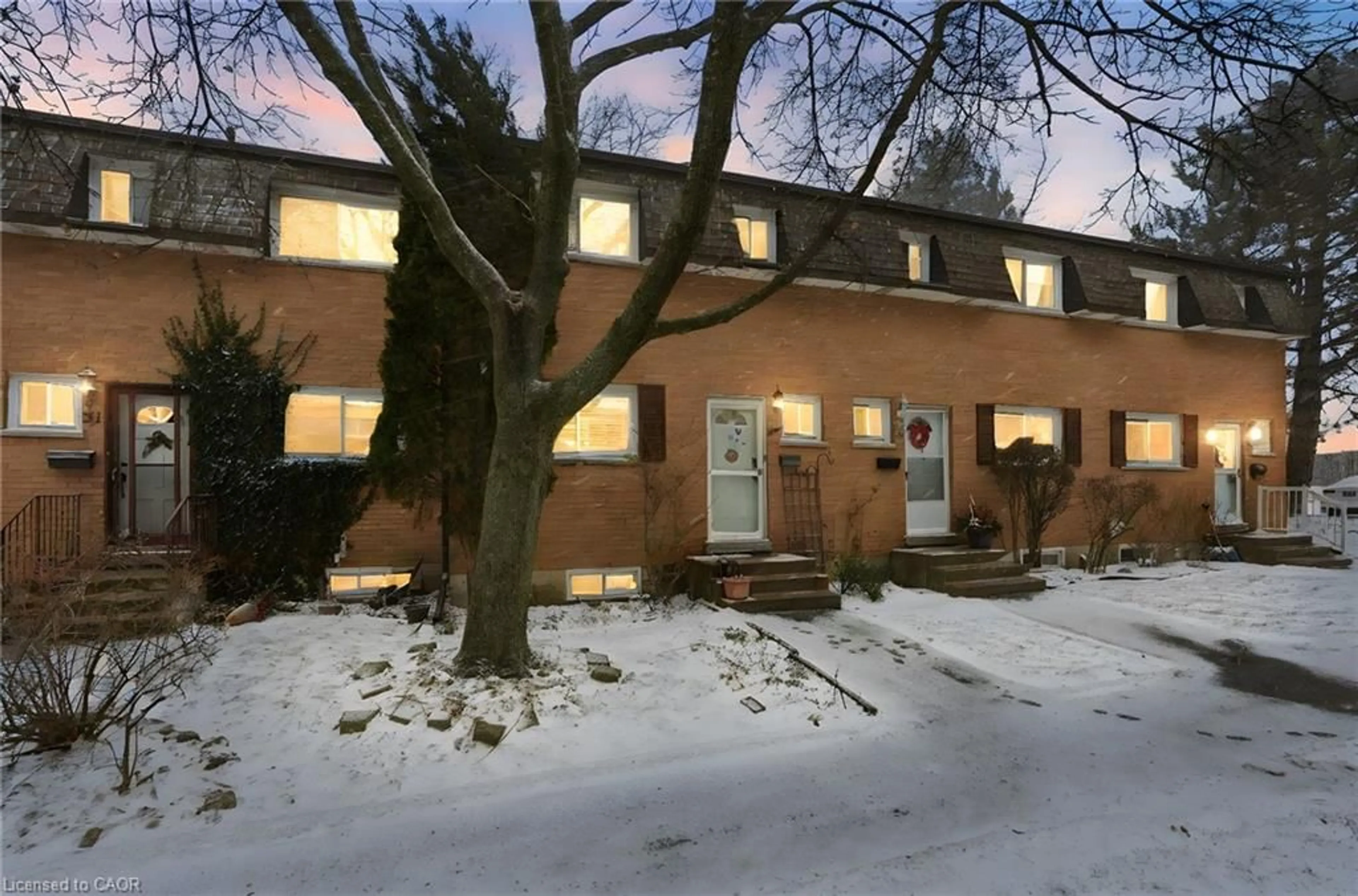 Unknown for 1440 Garth St #30, Hamilton Ontario L9B 1R6