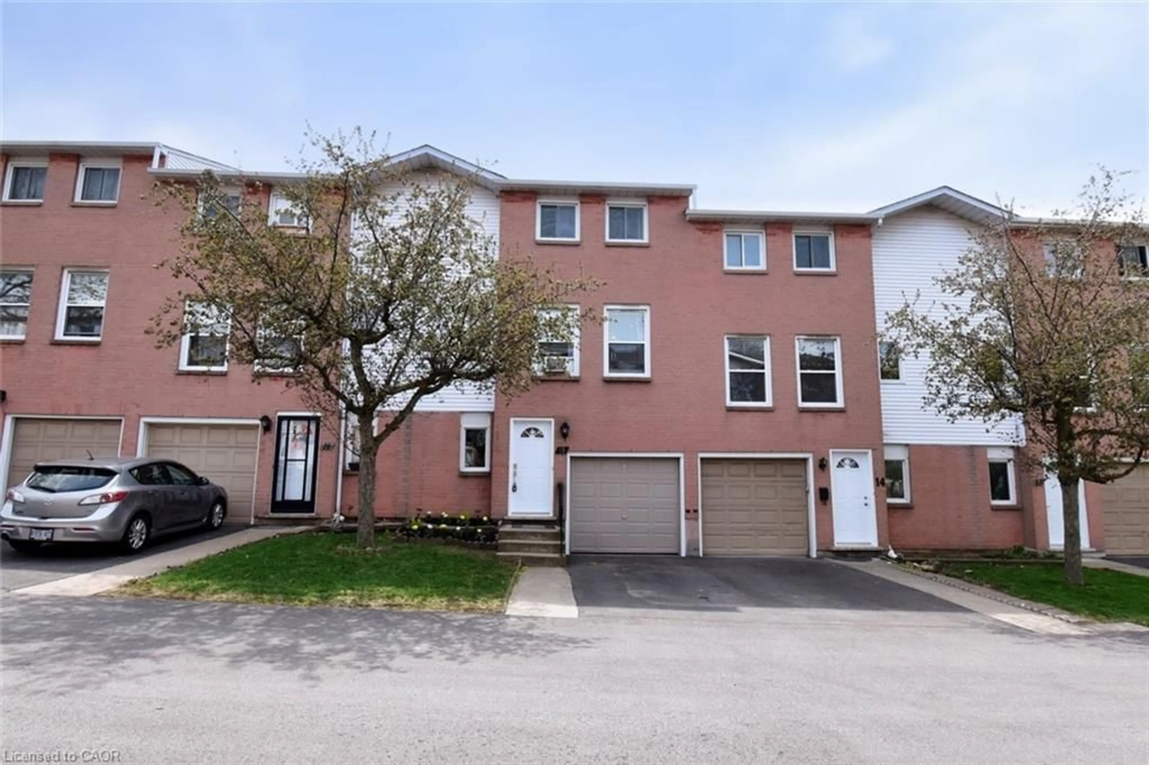 Unknown for 1255 Upper Gage Ave #15, Hamilton Ontario L8W 3C7
