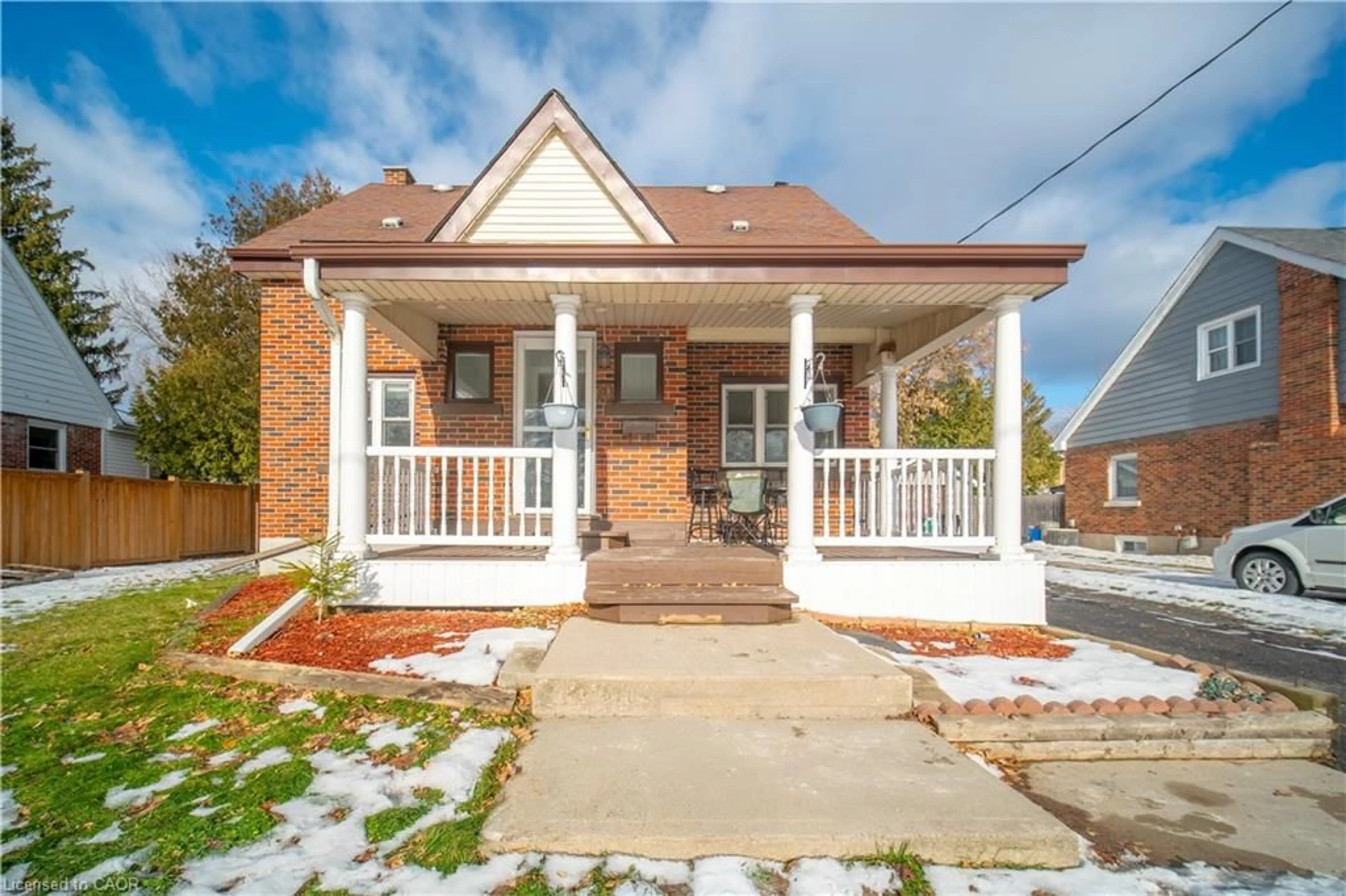 Home with brick exterior material, street for 10 Monroe St, Cambridge Ontario N1R 2C5