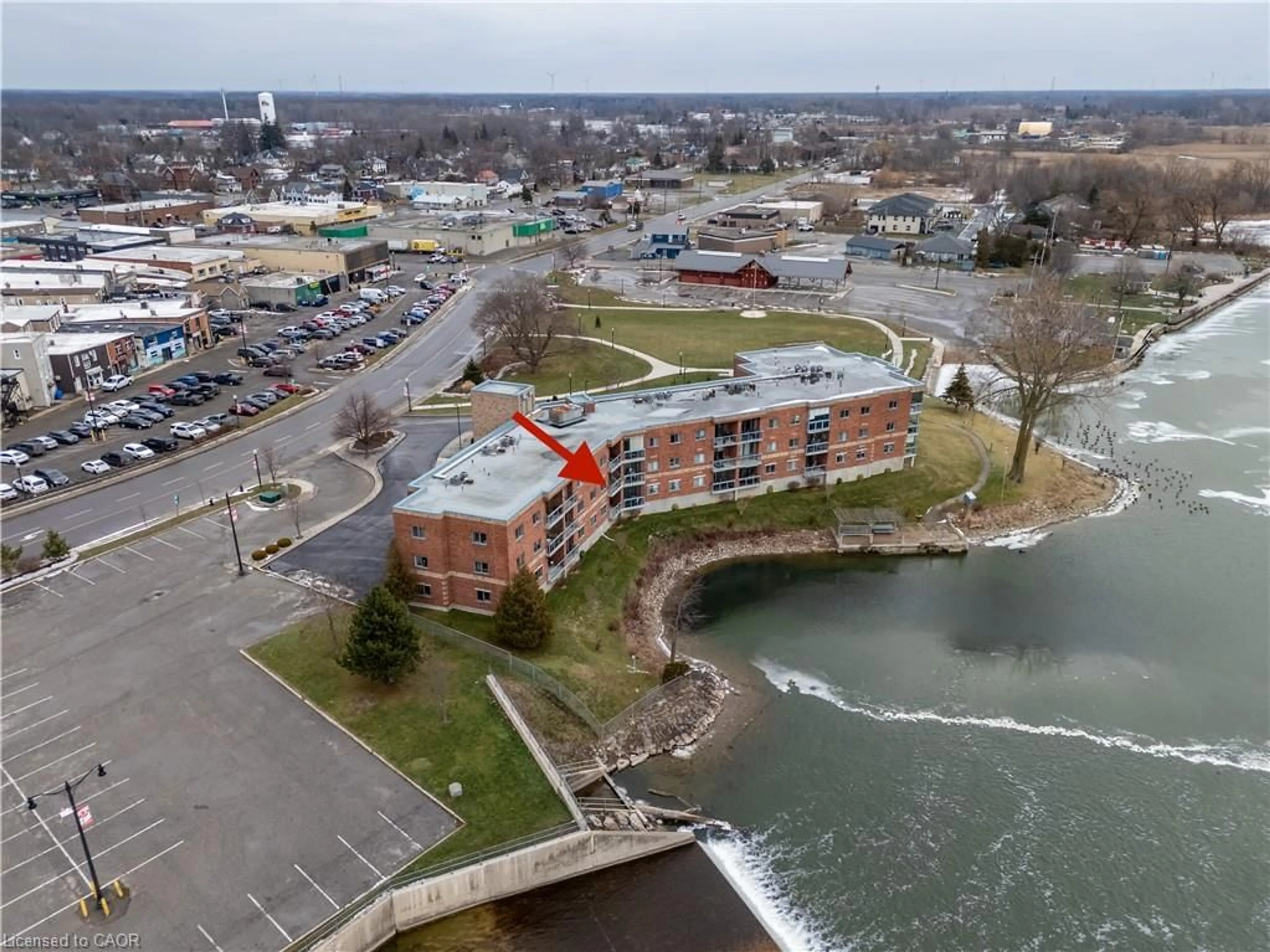 A pic from outside/outdoor area/front of a property/back of a property/a pic from drone, water/lake/river/ocean view for 210 Main St #203, Dunnville Ontario N1A 3G7