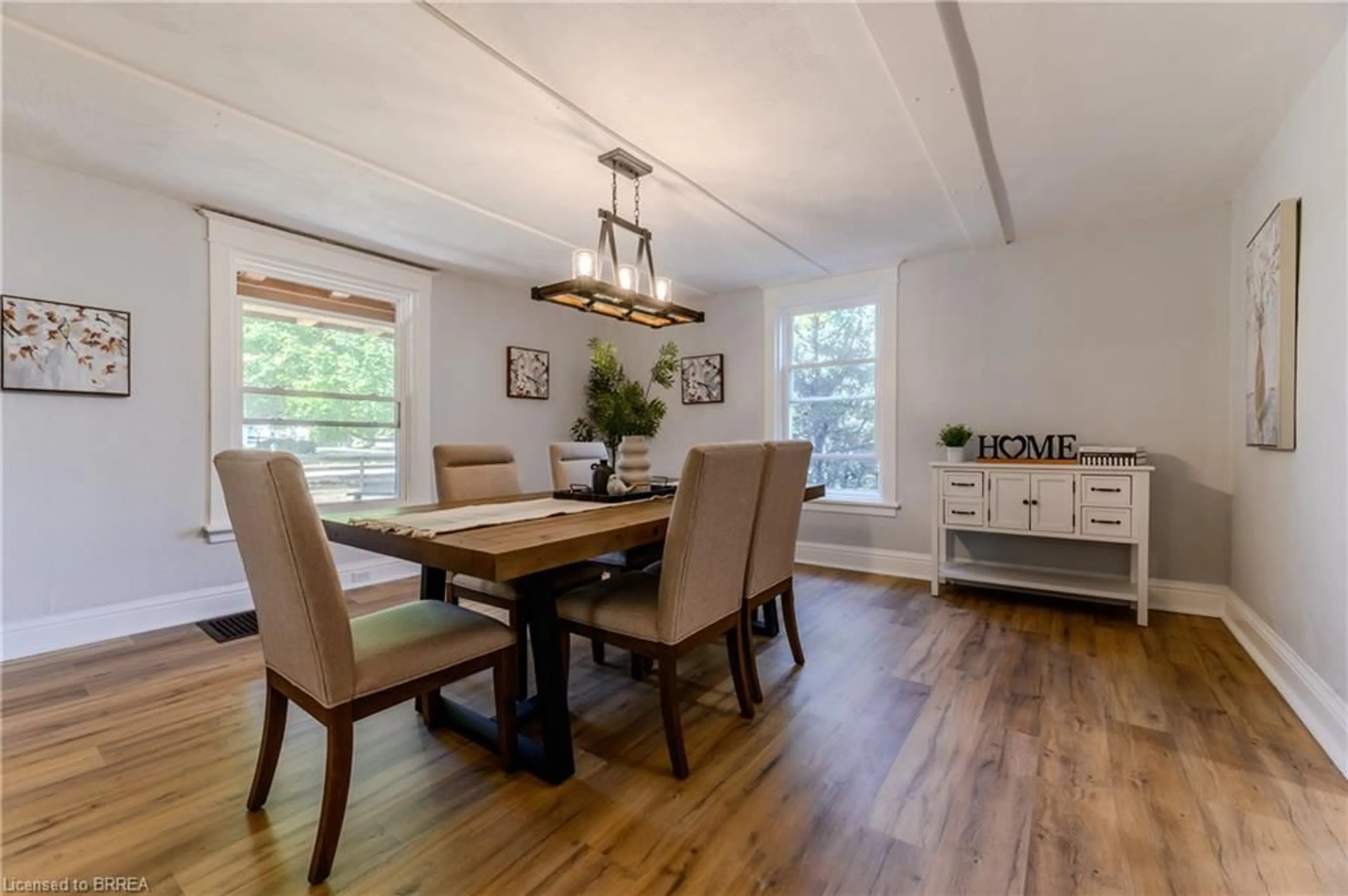 Dining room, wood/laminate floor for 2884 Cockshutt Rd, Boston Ontario N0E 1Y0