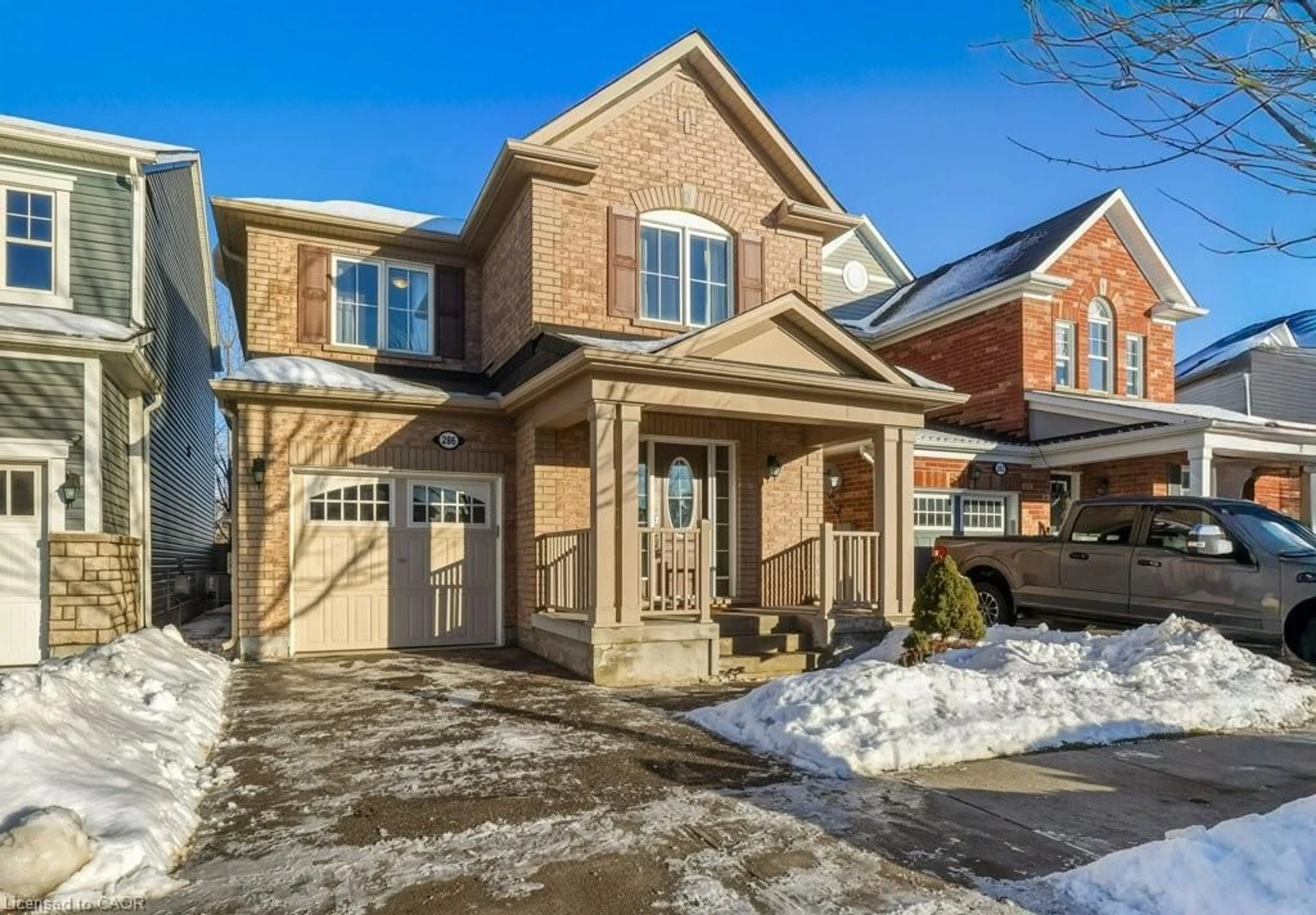 Home with brick exterior material, street for 286 Apple Hill Cres, Kitchener Ontario N2R 0E5