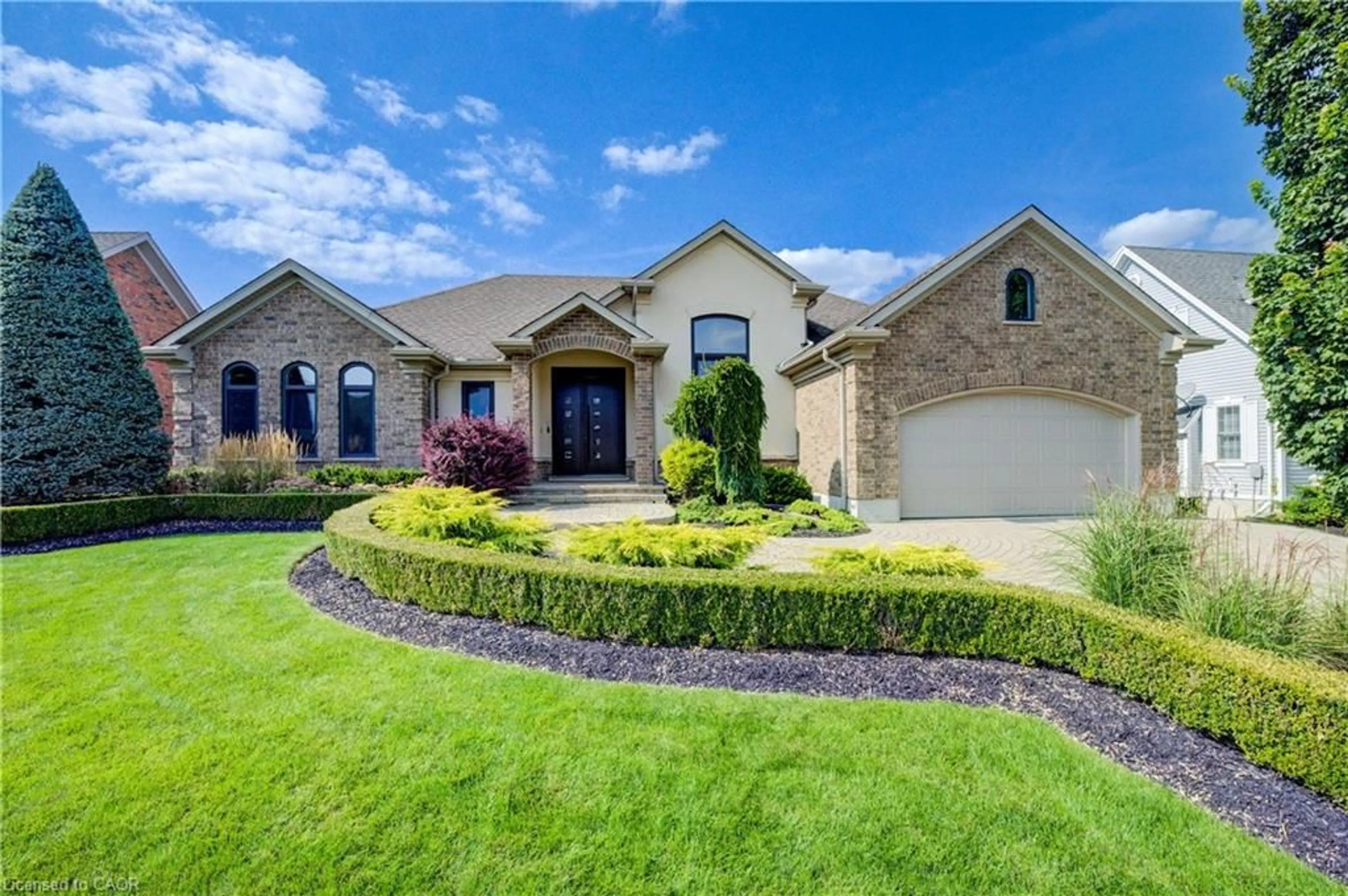 Home with brick exterior material, street for 118 River Run Rd, Drayton Ontario N0G 1P0