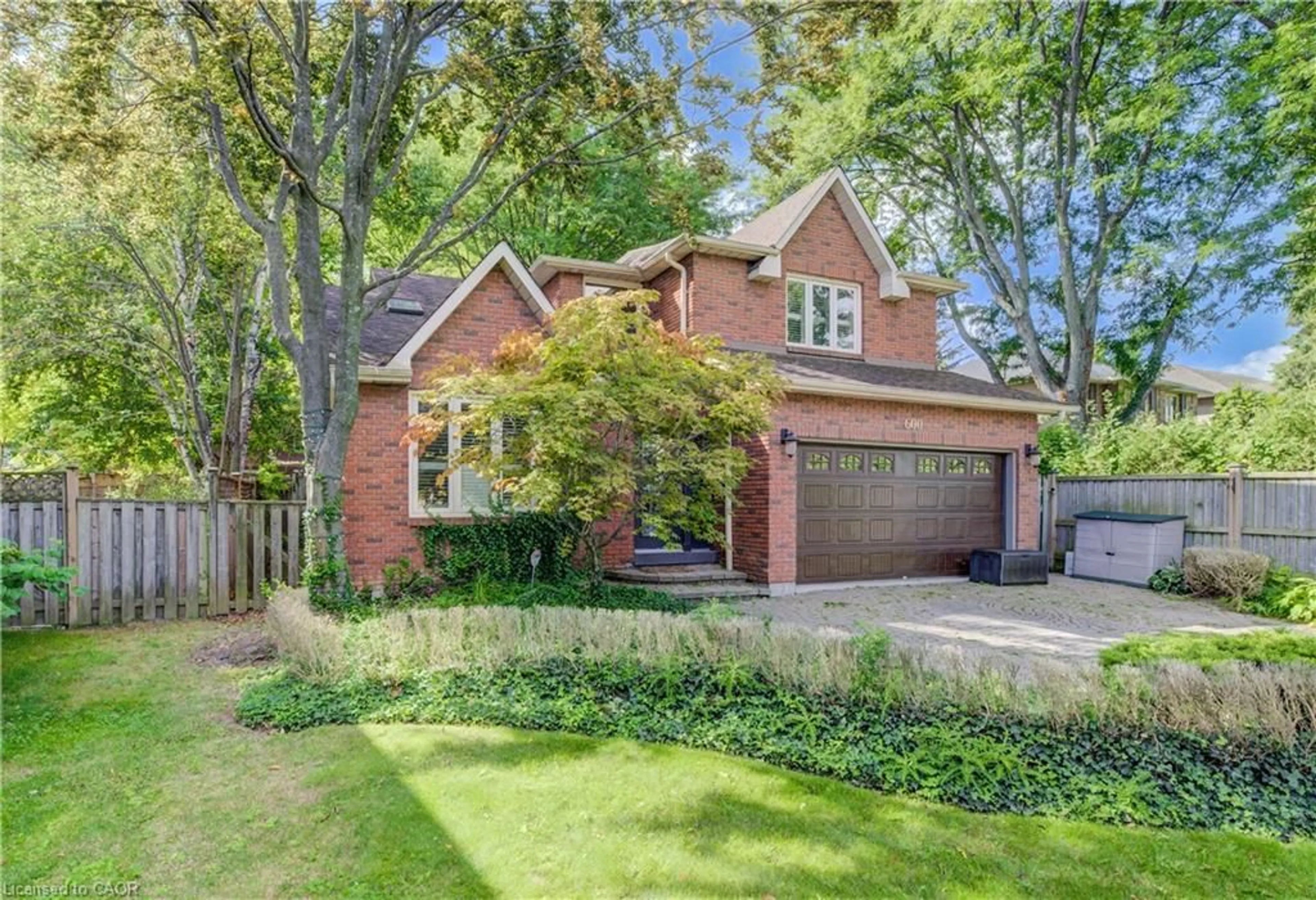 Home with brick exterior material, street for 600 Highvalley Rd, Ancaster Ontario L9G 3X3