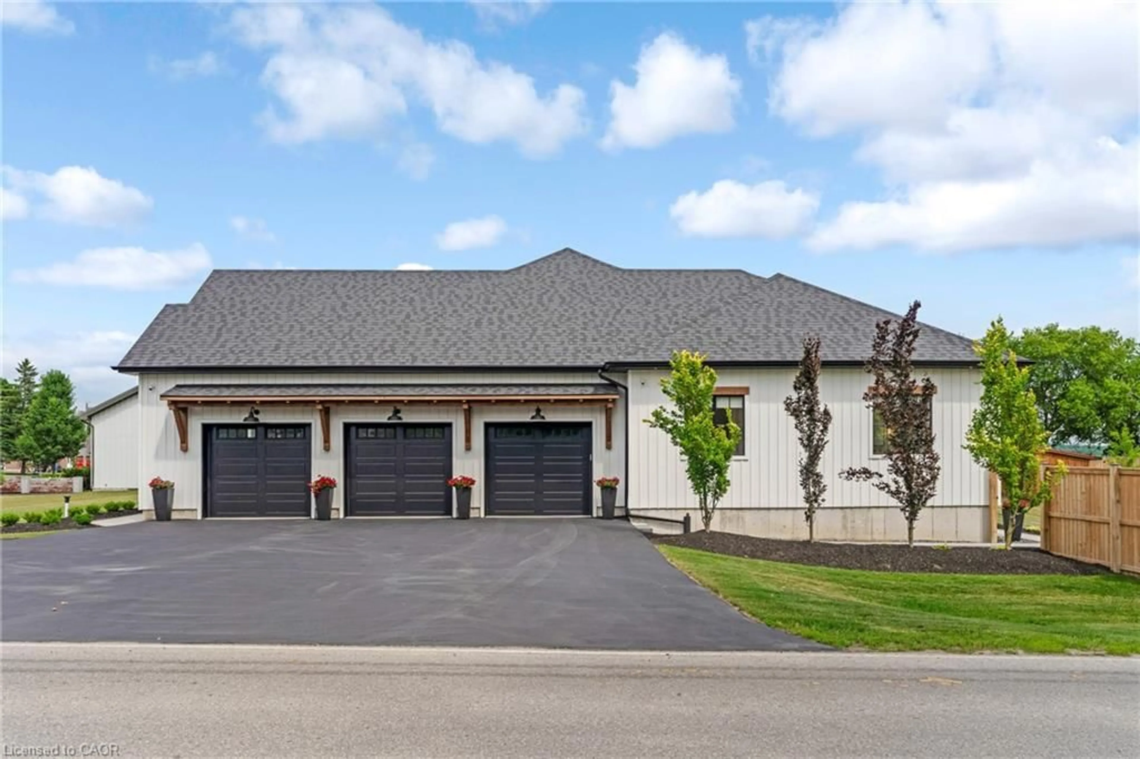 Indoor garage for 4678 Lobsinger Line, Crosshill Ontario N0K 1L0