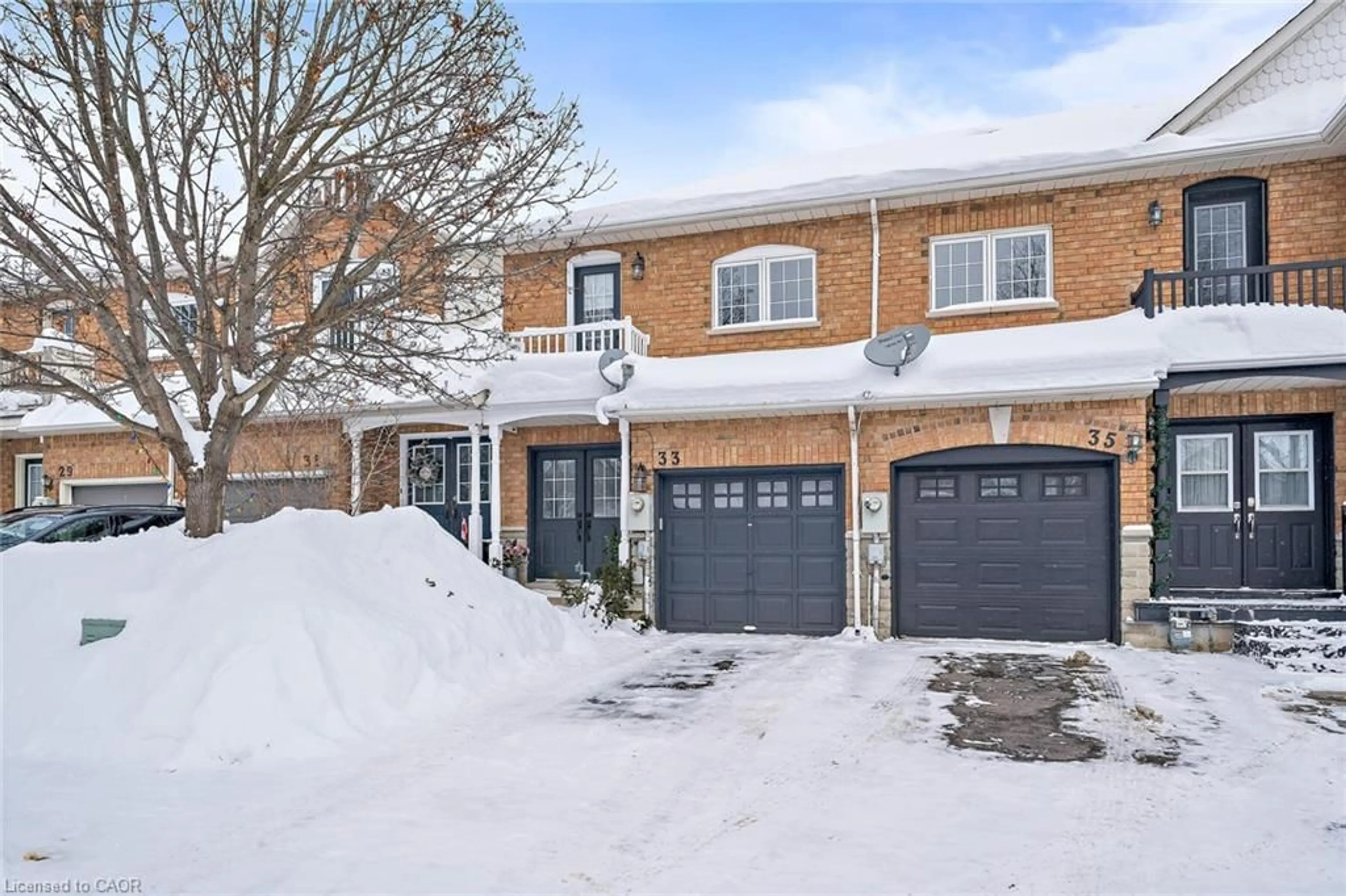 Unknown for 33 Bradley Dr, Georgetown Ontario L7G 6B5