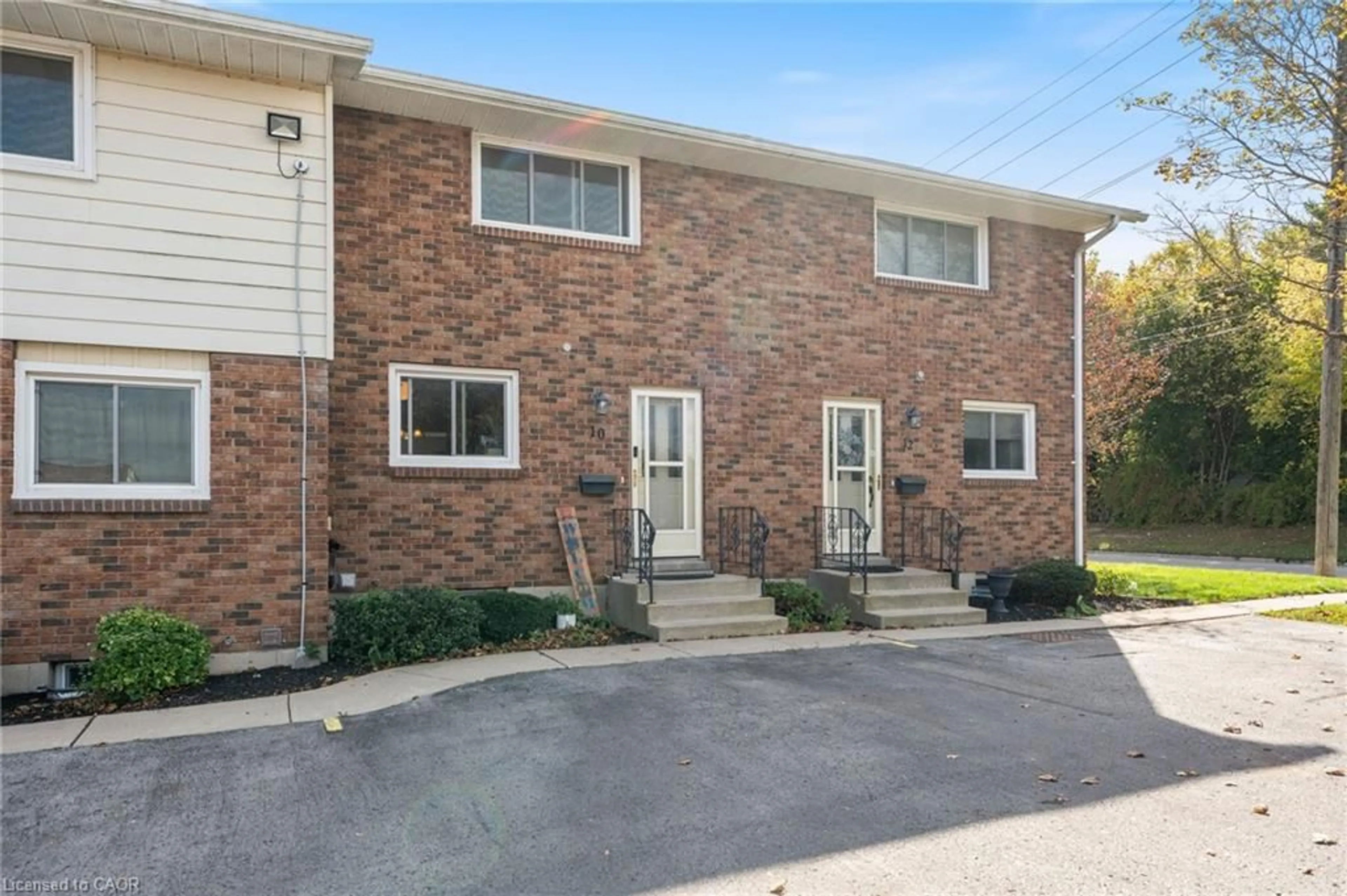 Home with brick exterior material, street for 10 Montclair Cres #5, Simcoe Ontario N3Y 4R9
