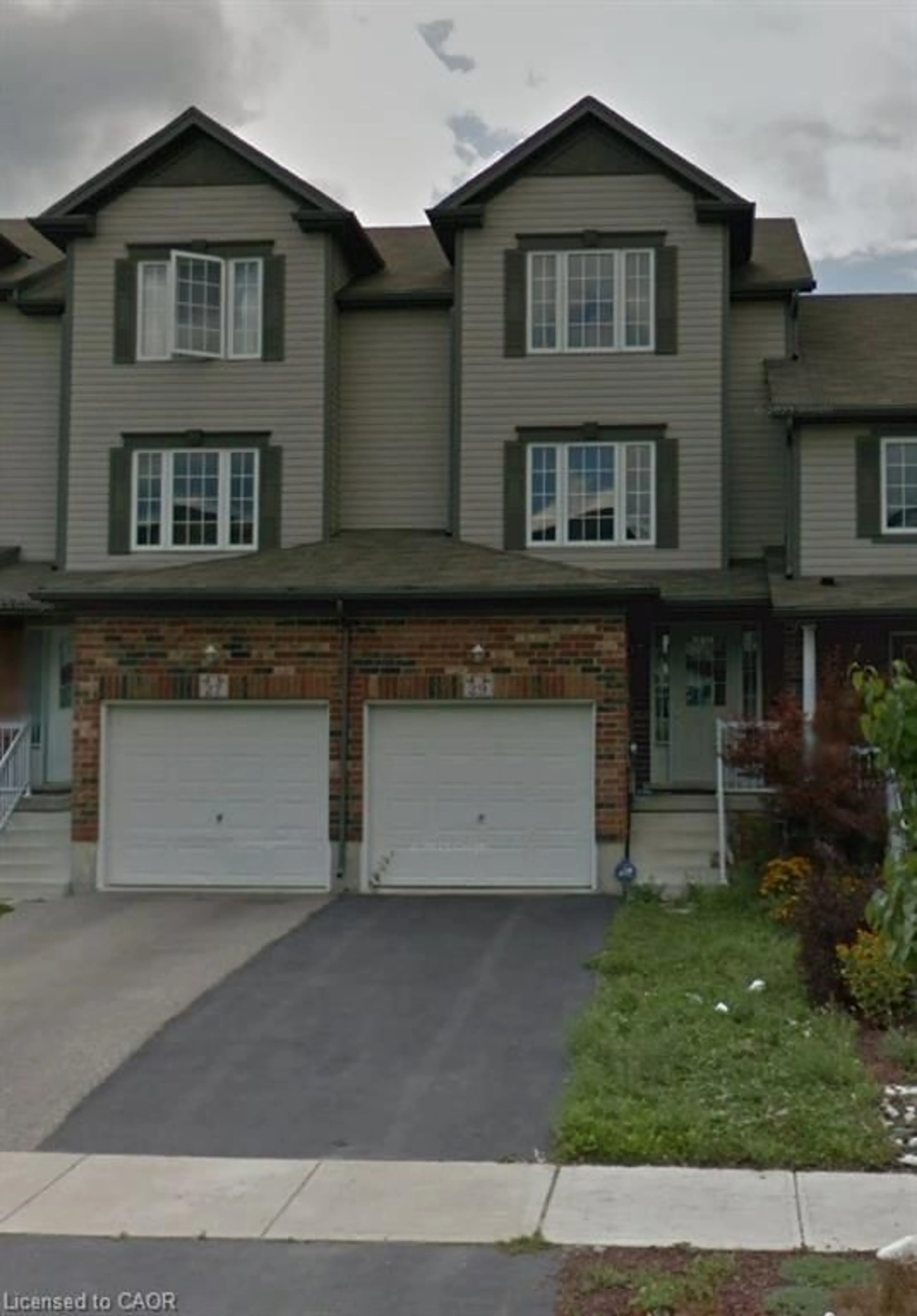 Unknown for 29 Madeleine St, Kitchener Ontario N2R 1V5