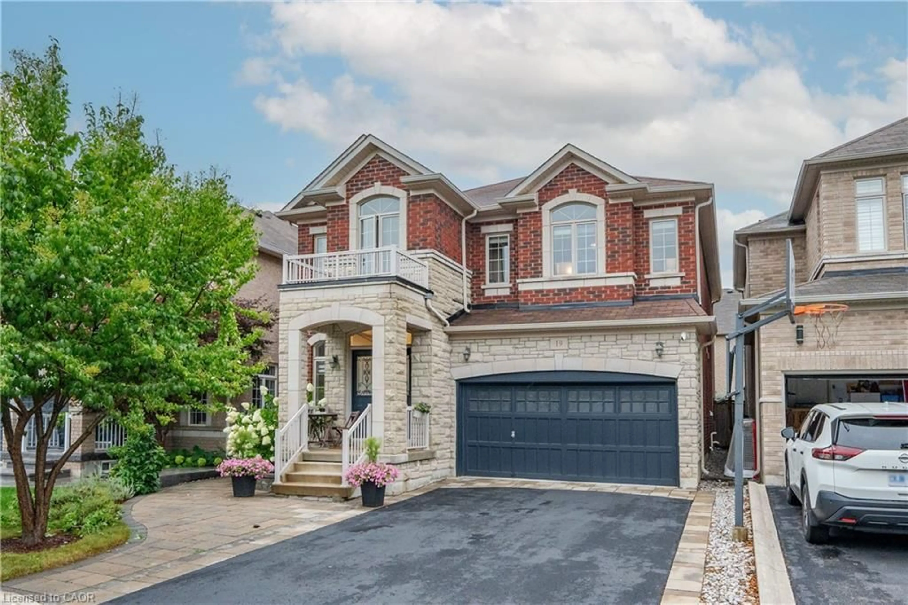 Home with brick exterior material, street for 19 Mcknight Ave, Waterdown Ontario L8B 0R5