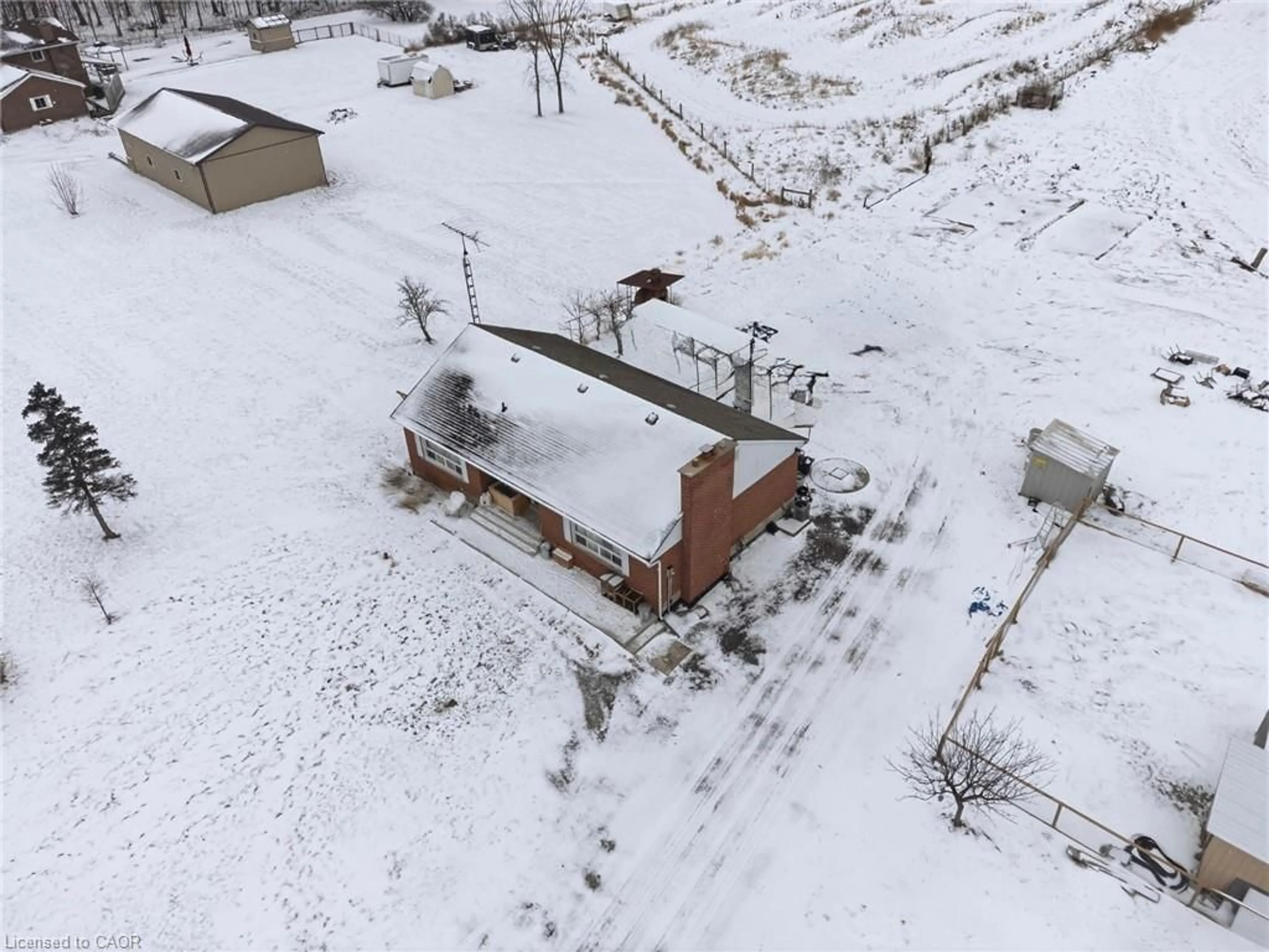A pic from outside/outdoor area/front of a property/back of a property/a pic from drone, building for 697 56 Hwy, York Ontario N0A 1R0