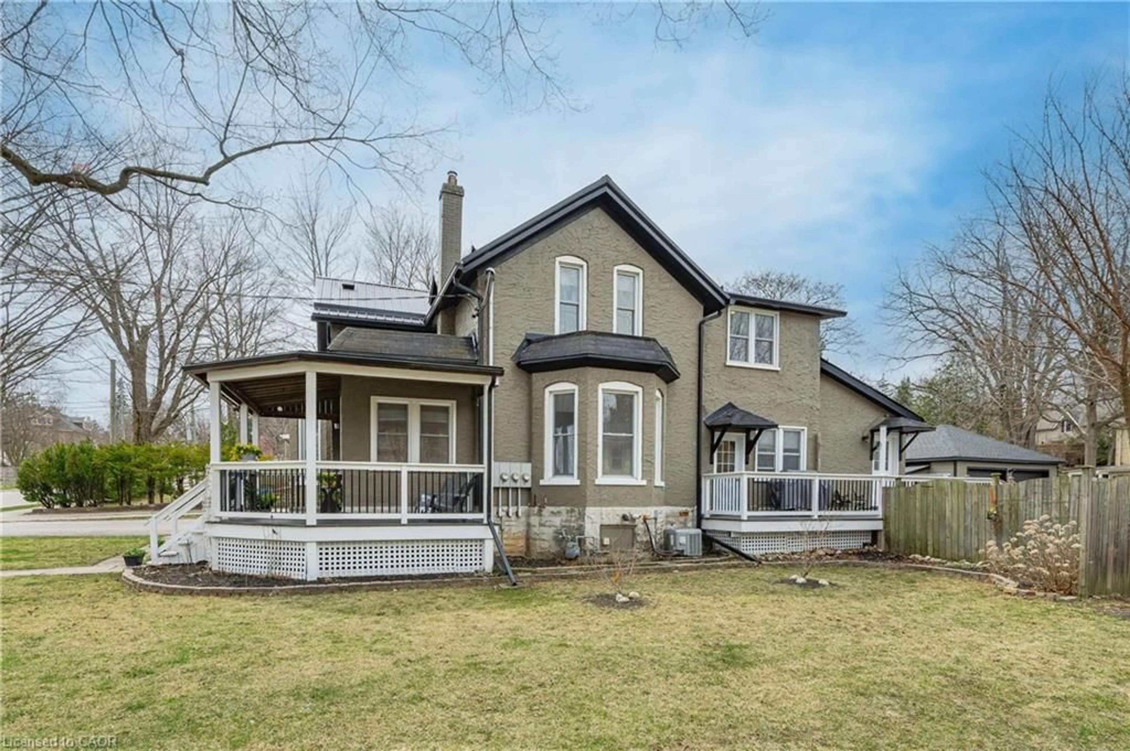 Home with vinyl exterior material, street for 26 James St, Cambridge Ontario N1S 1C5