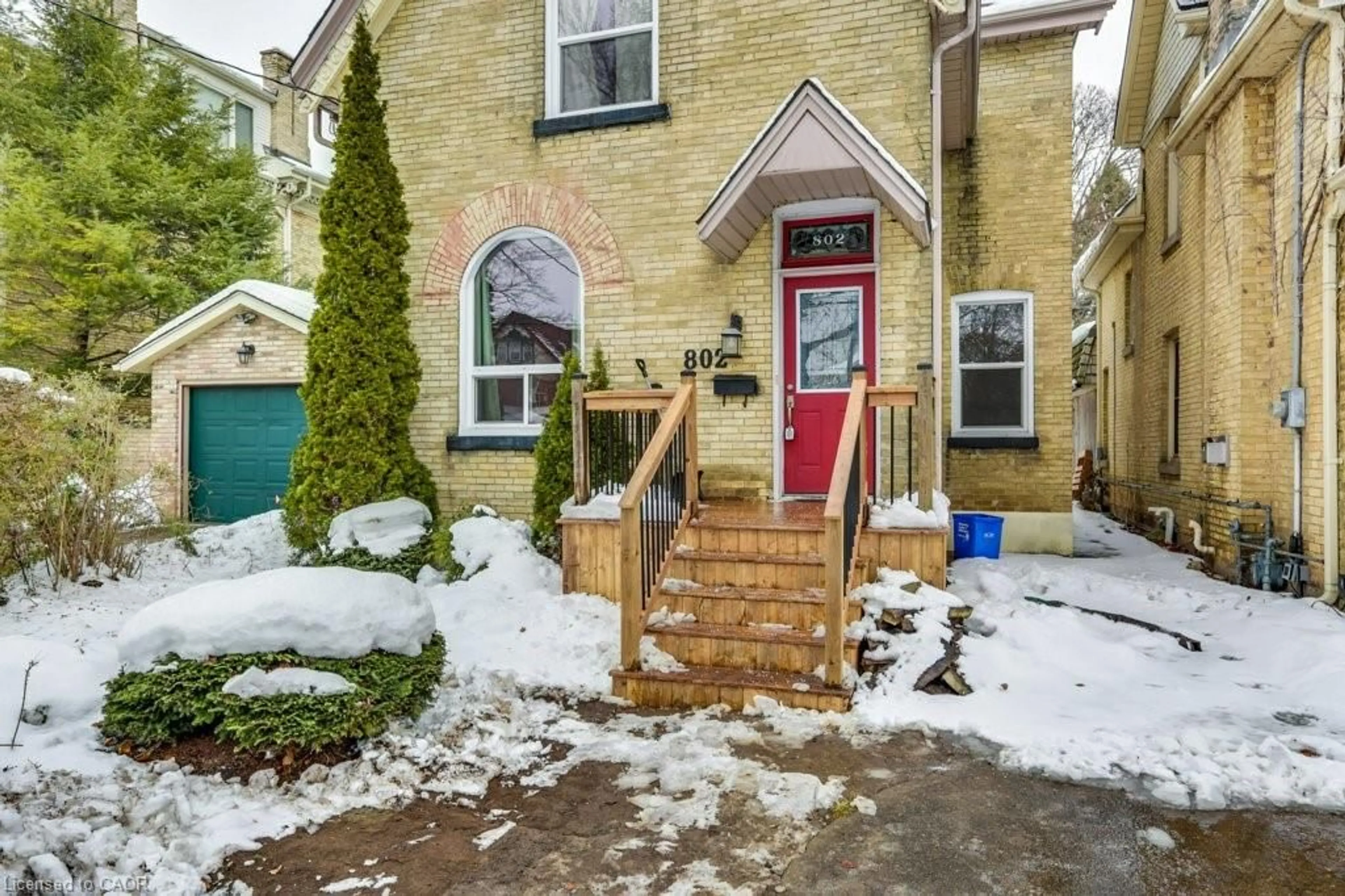 Unknown for 802 Waterloo St, London Ontario N6A 3W4