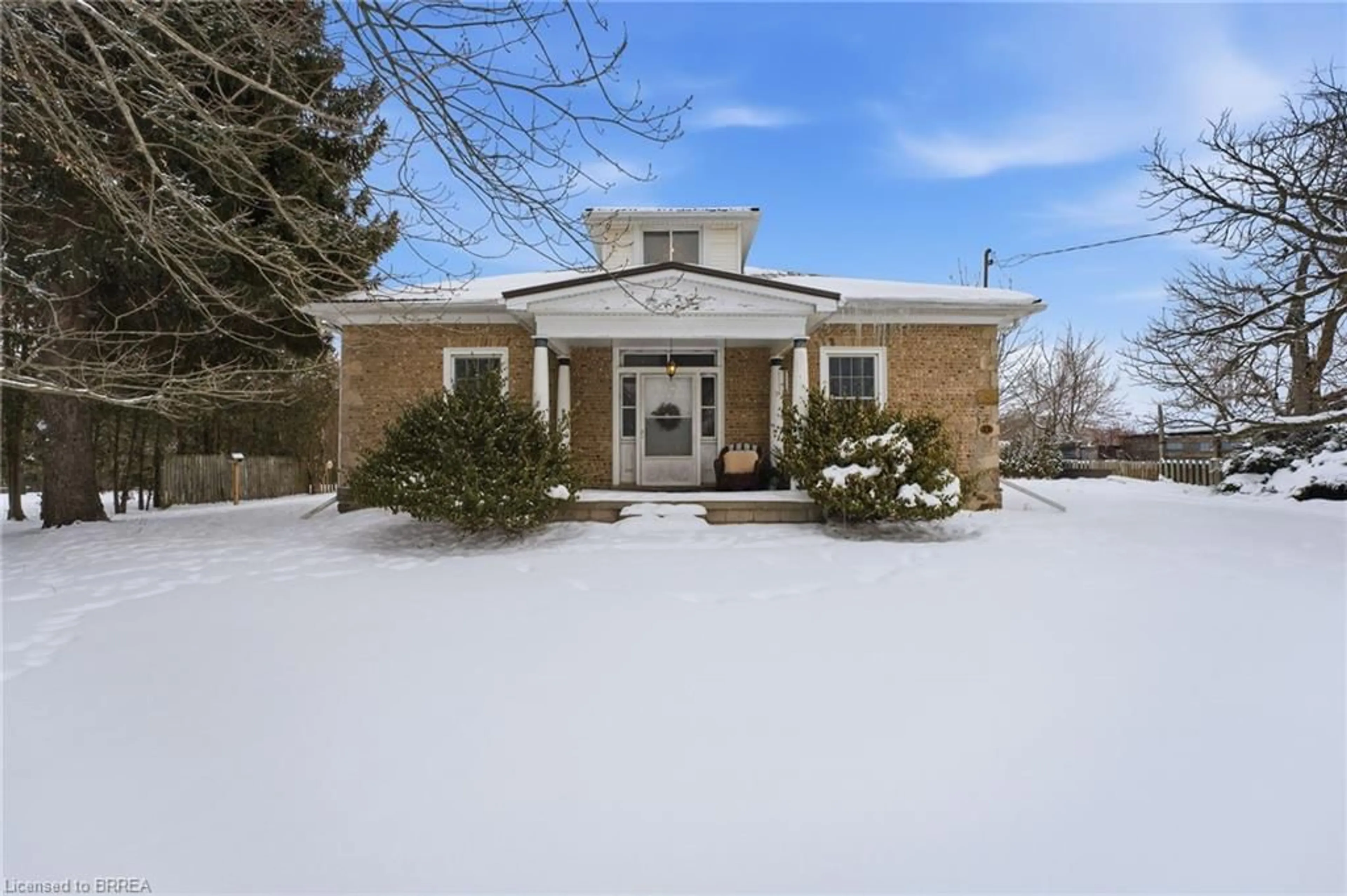 Unknown for 899 Keg Lane, Paris Ontario N3L 3E2