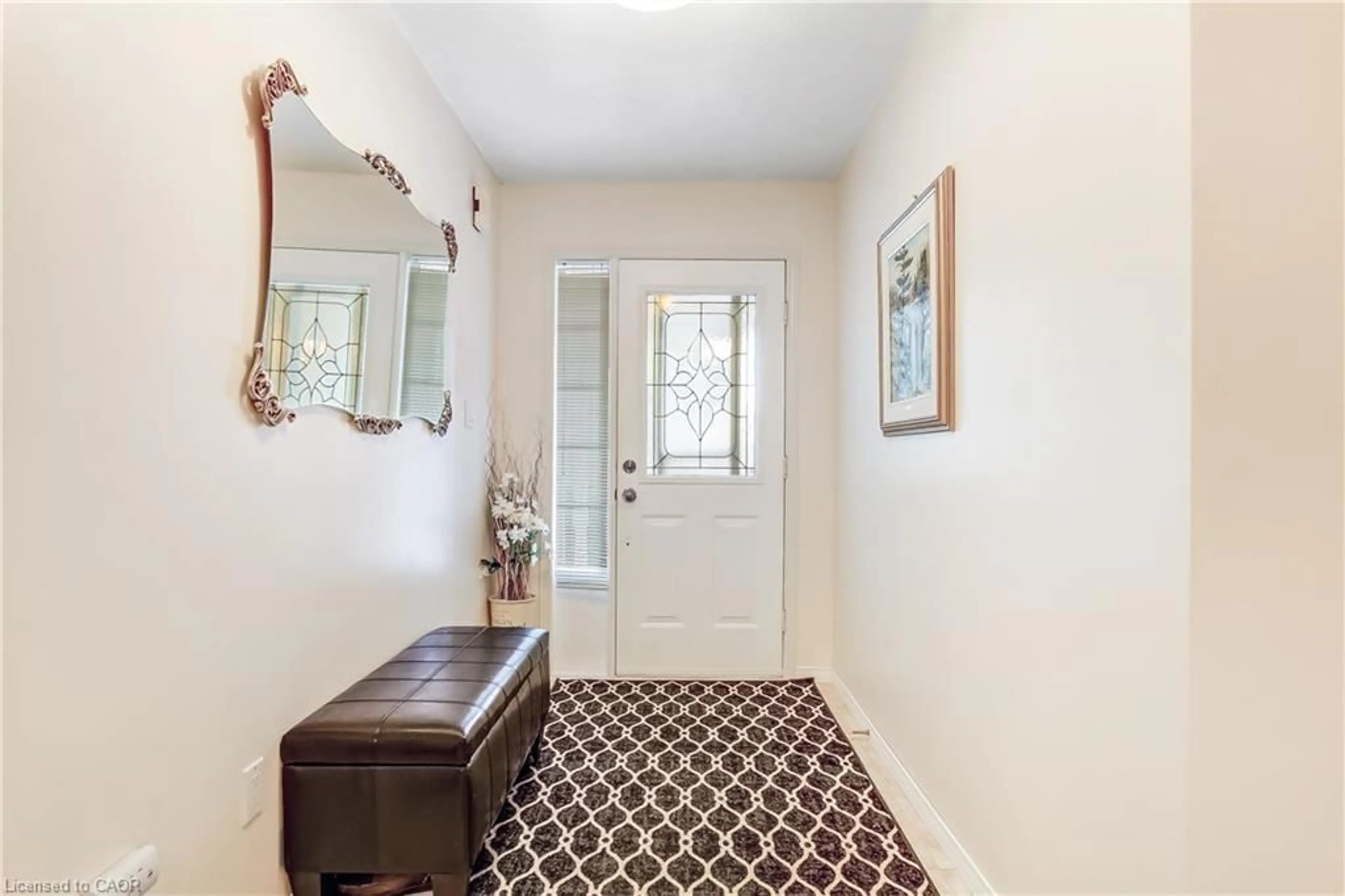 Indoor entryway for 5 Walsingham Dr, Port Rowan Ontario N0E 1M0