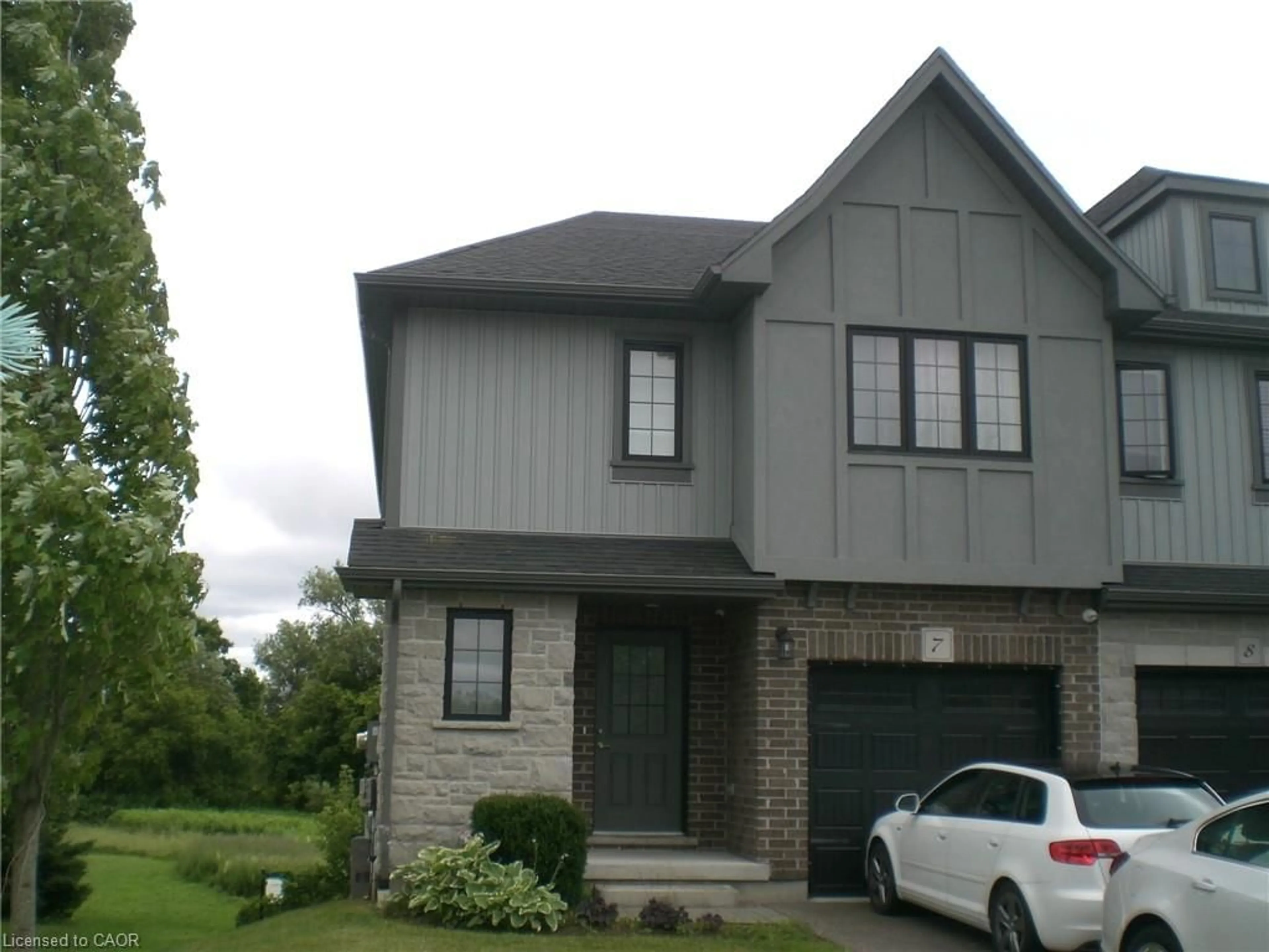 Home with brick exterior material, street for 625 Blackbridge Rd #7, Cambridge Ontario N3C 0G6