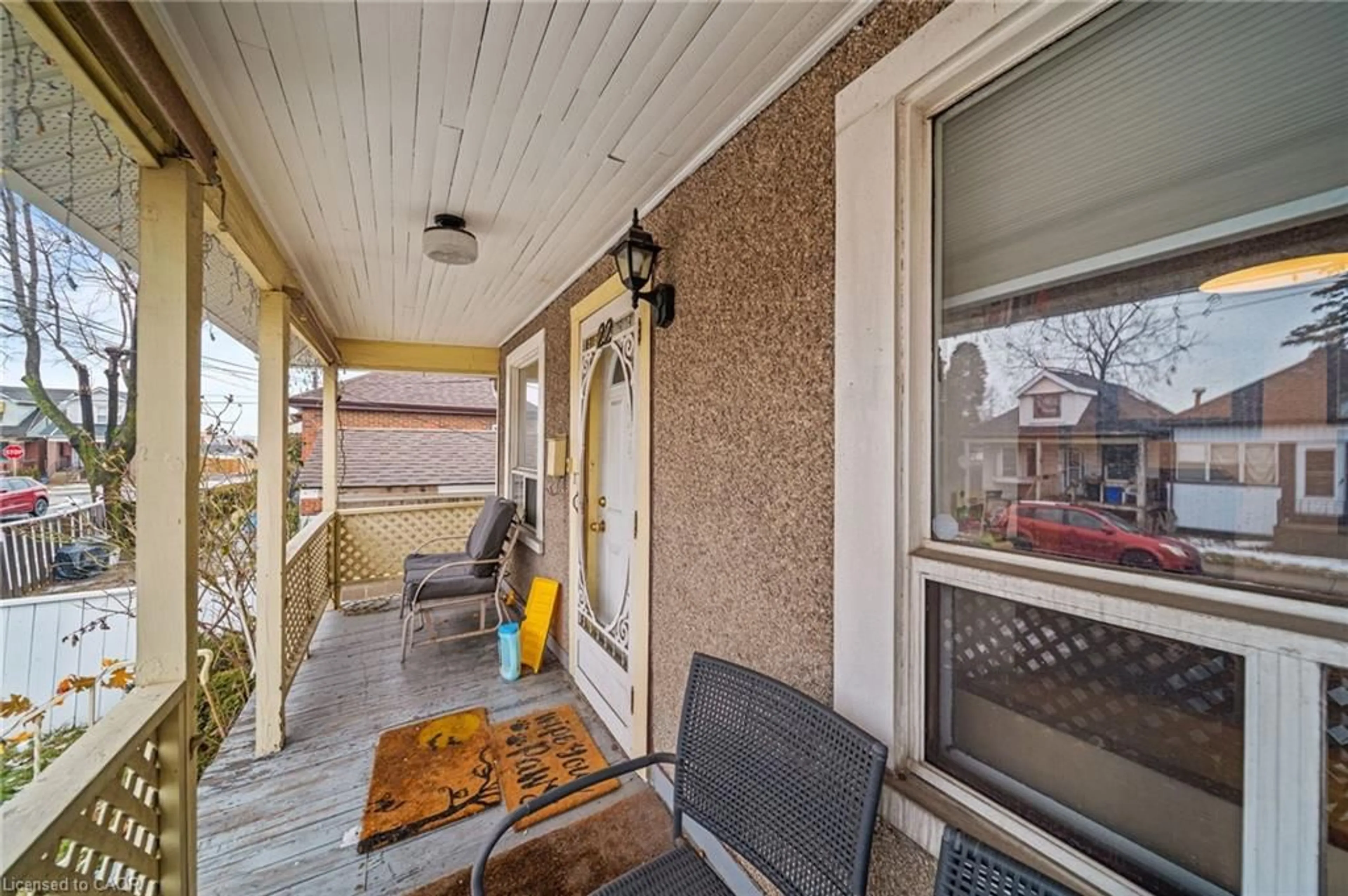 Patio, street for 22 Agnes St, Hamilton Ontario L8H 4H2