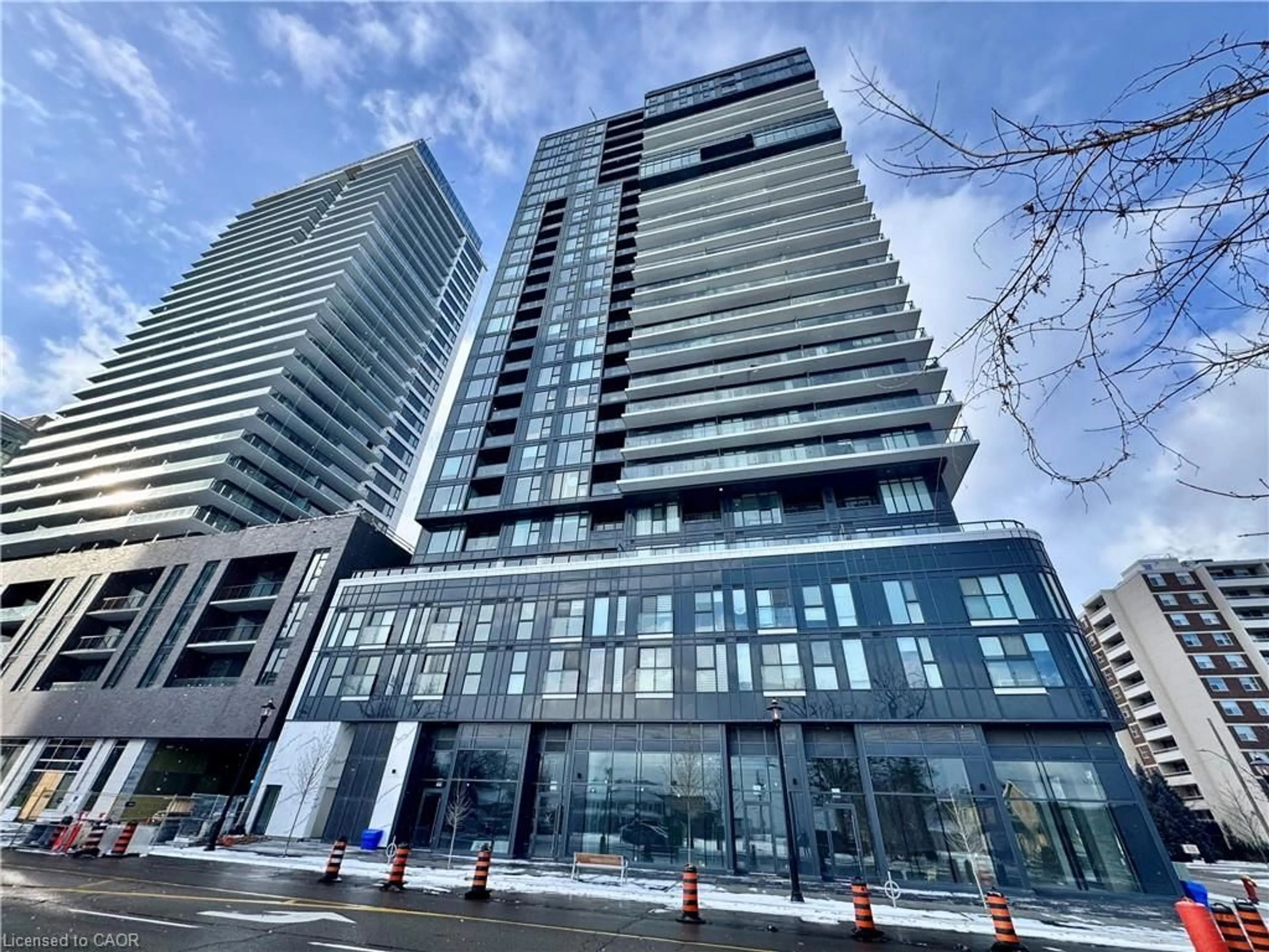 Unknown for 370 Martha St #704, Burlington Ontario L7R 2P7