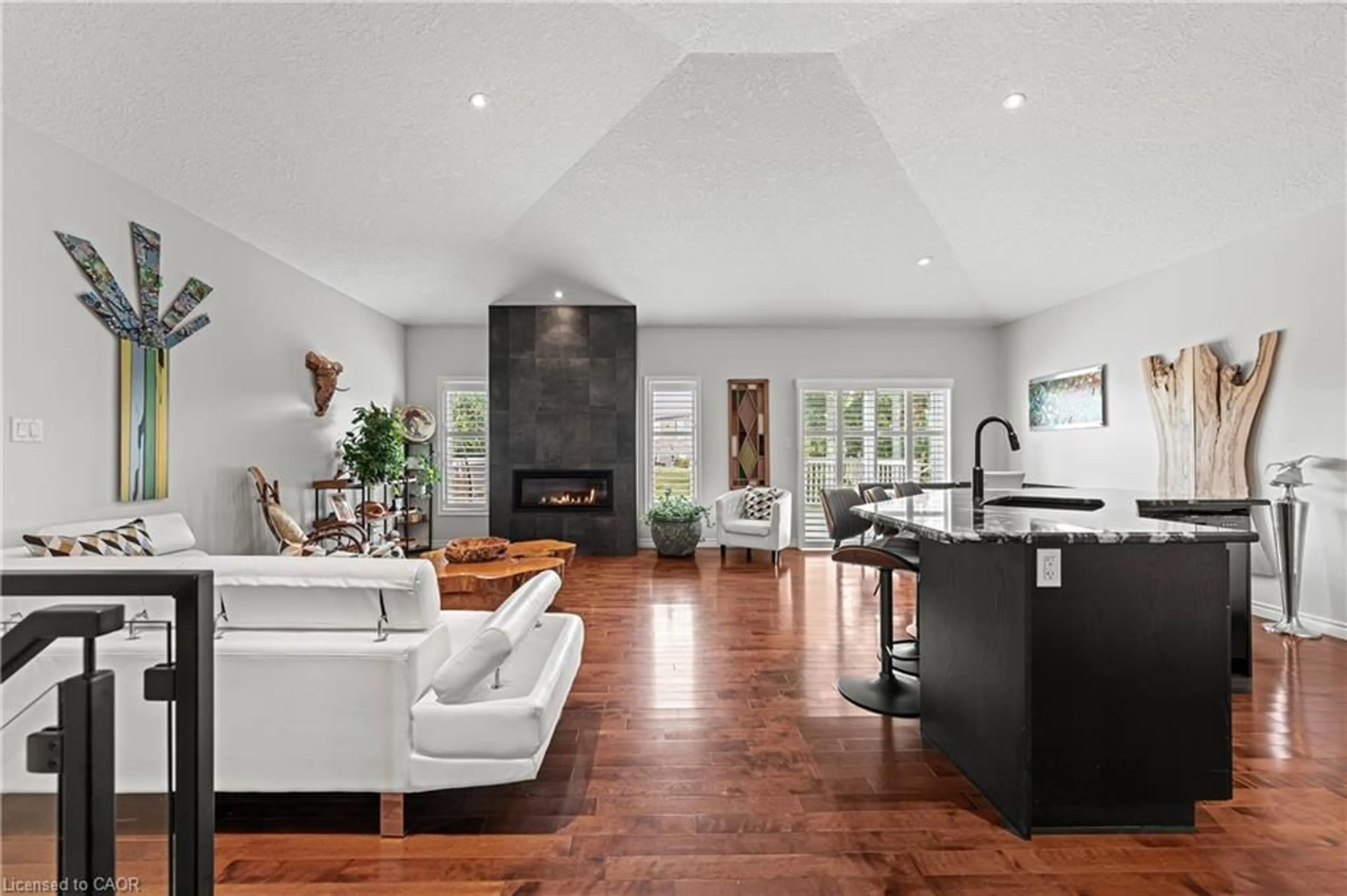 Open concept kitchen, unknown for 152 Devonshire Dr #18, New Hamburg Ontario N3A 4J7