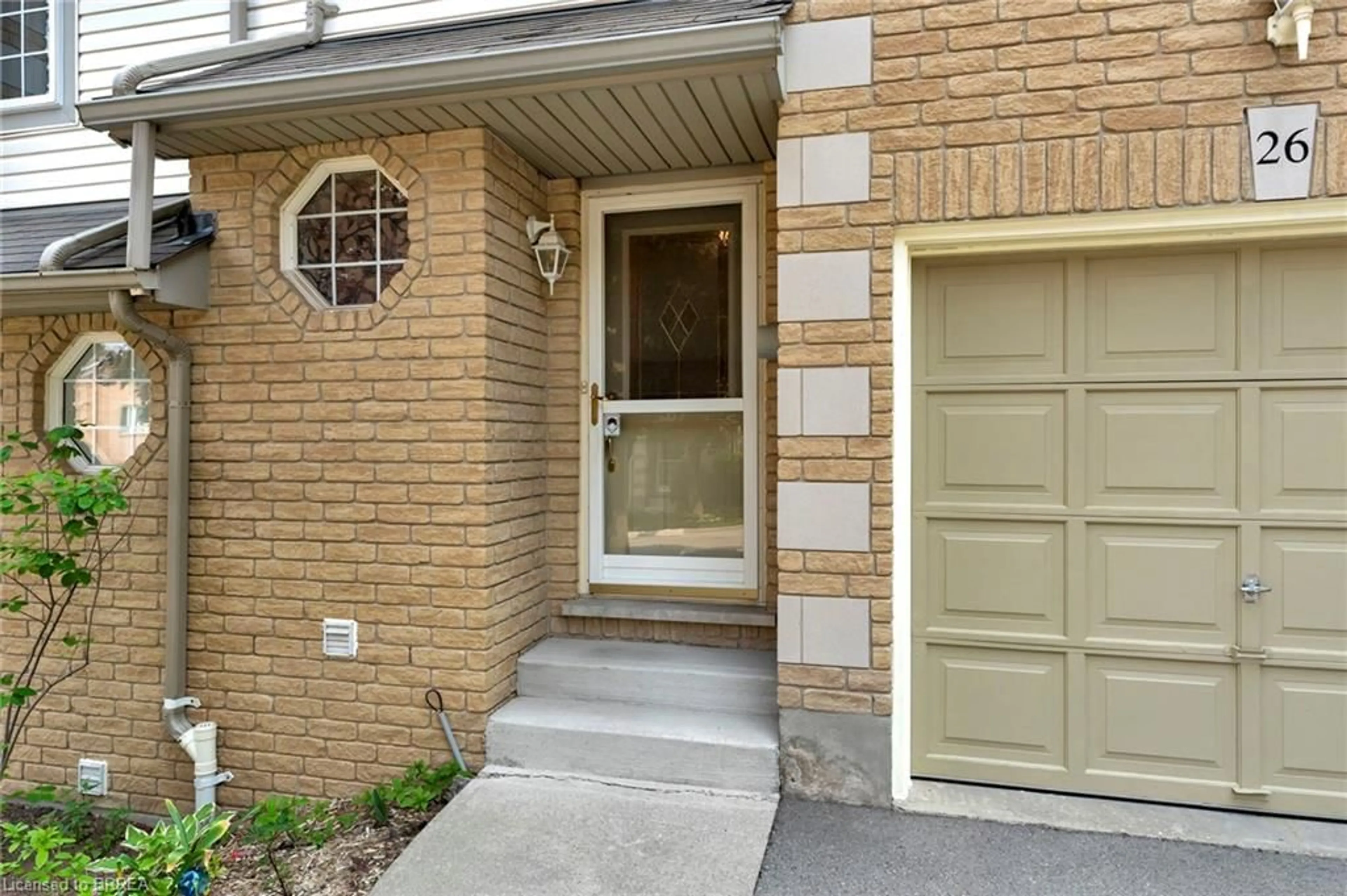 Home with brick exterior material, street for 31 Moss Blvd #26, Dundas Ontario L9H 7A6