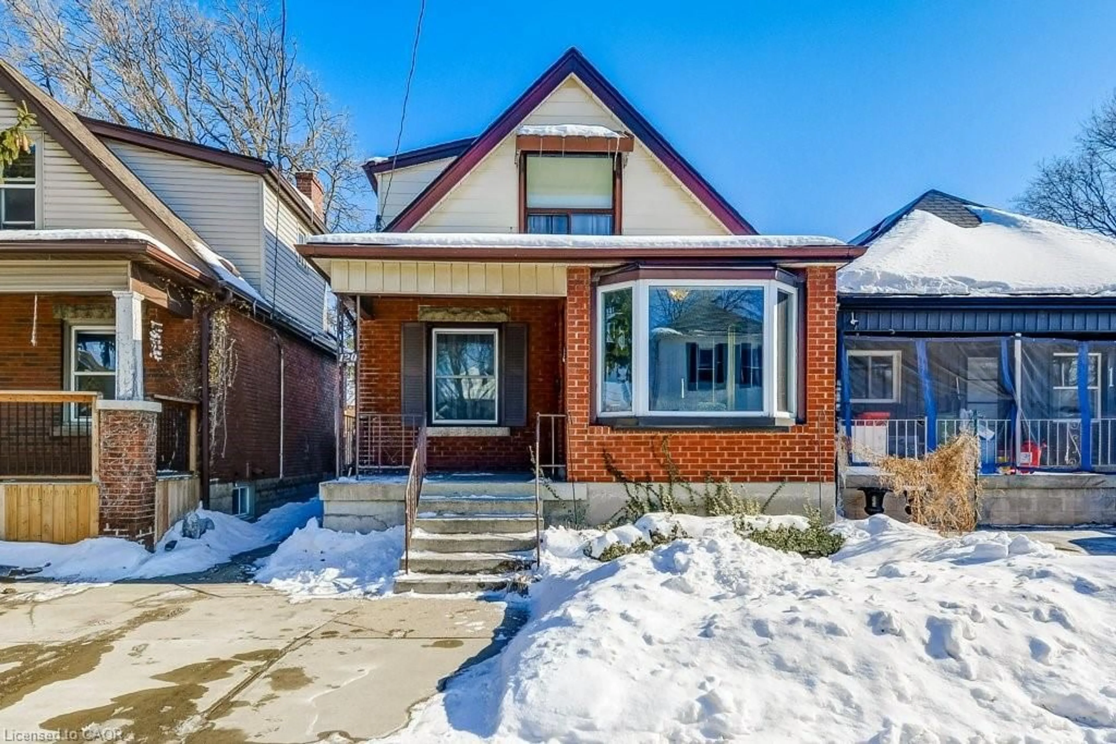 Home with brick exterior material, street for 120 Cope St, Hamilton Ontario L8H 5B4