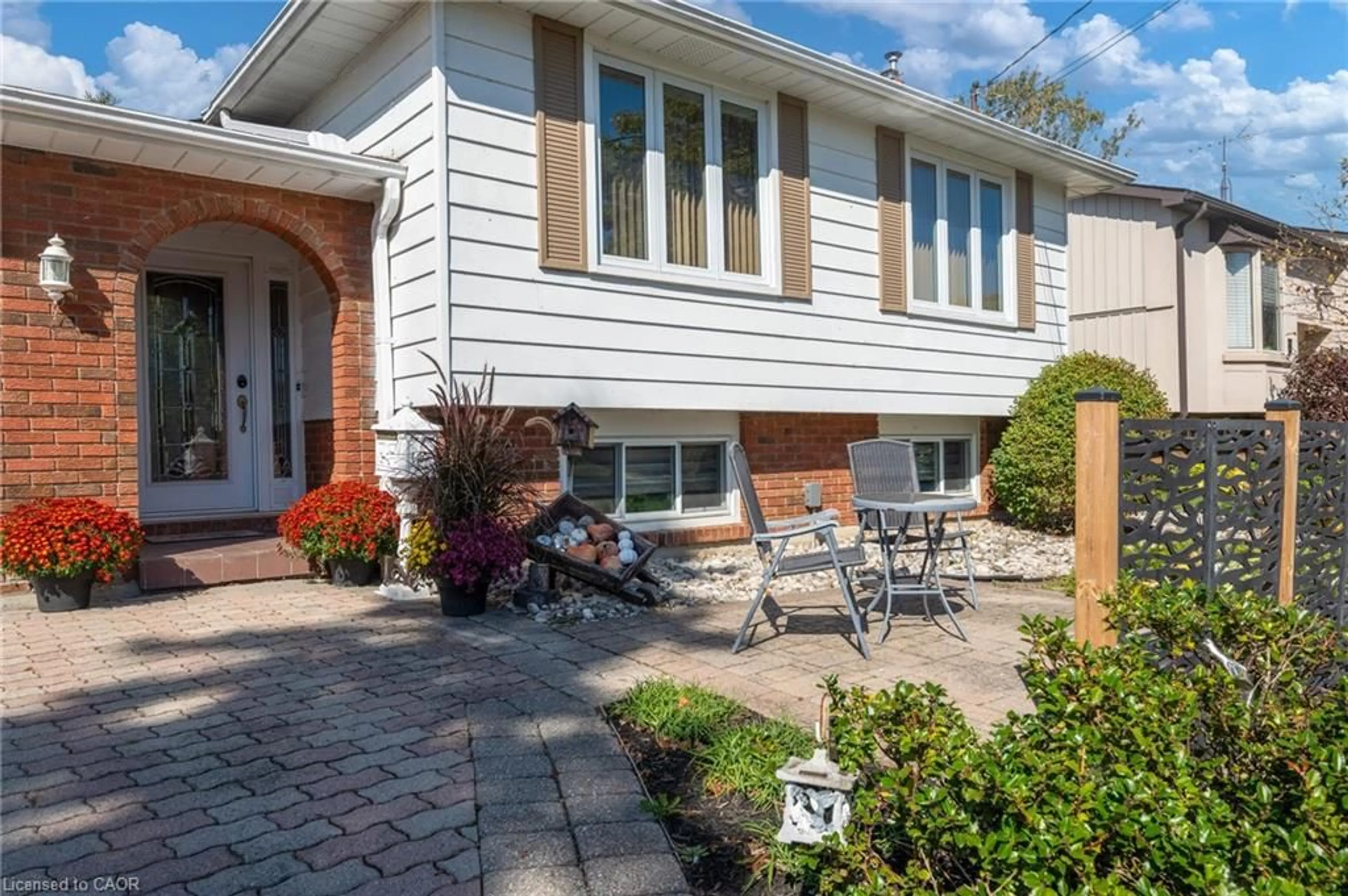 Home with brick exterior material, street for 271 Haller Cres, Caledonia Ontario N3W 1E1